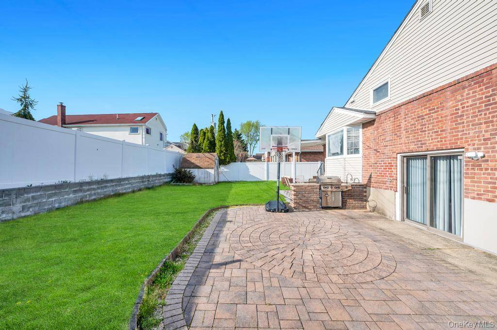 Casa com 3 Quartos à Venda em Syosset - Nova Iorque - EUA - 5