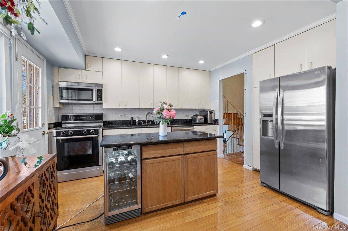 Casa com 3 Quartos à Venda em Syosset - Nova Iorque - EUA - 5