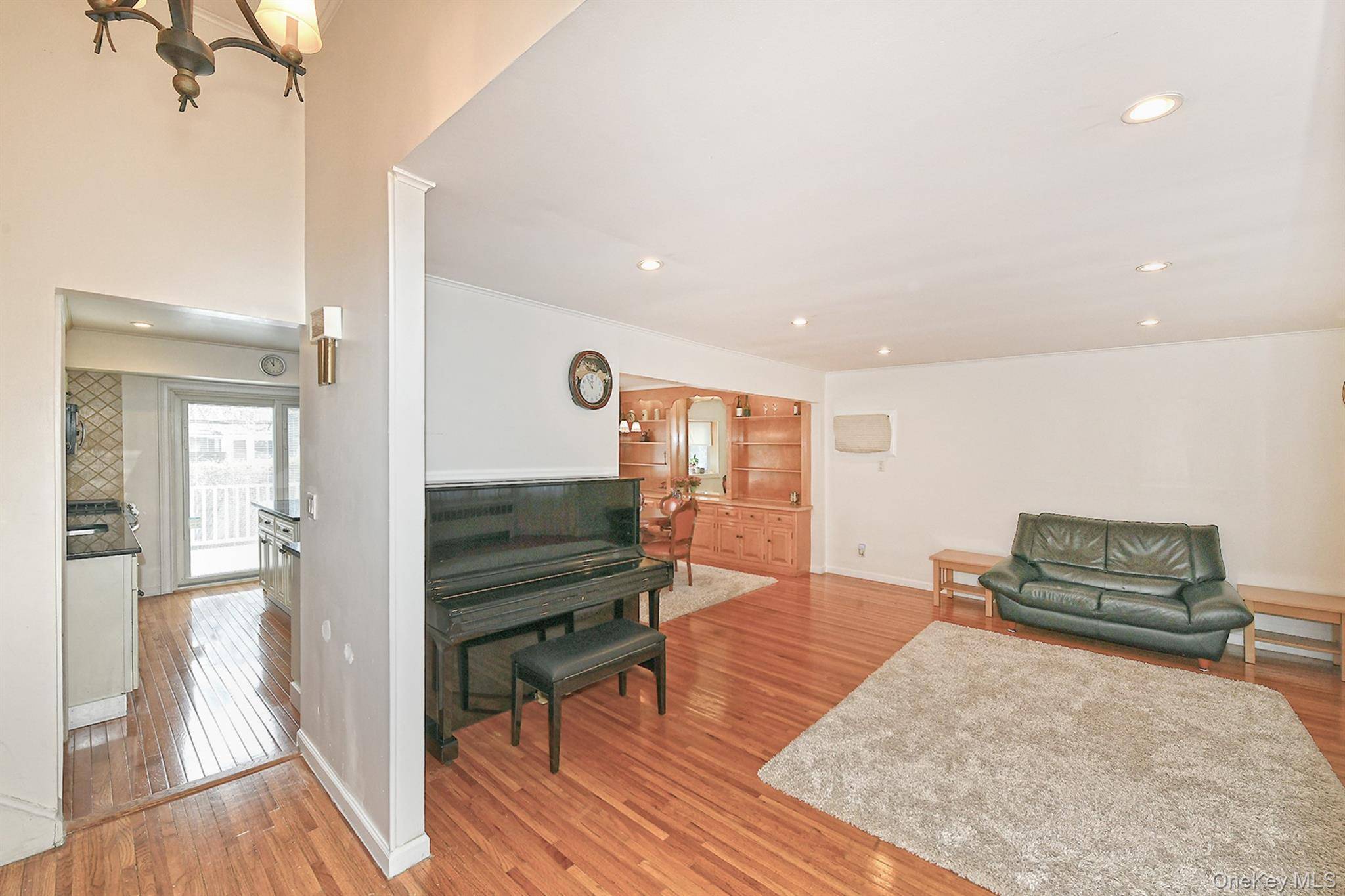 Casa com 3 Quartos à Venda em Syosset - Nova Iorque - EUA - 3