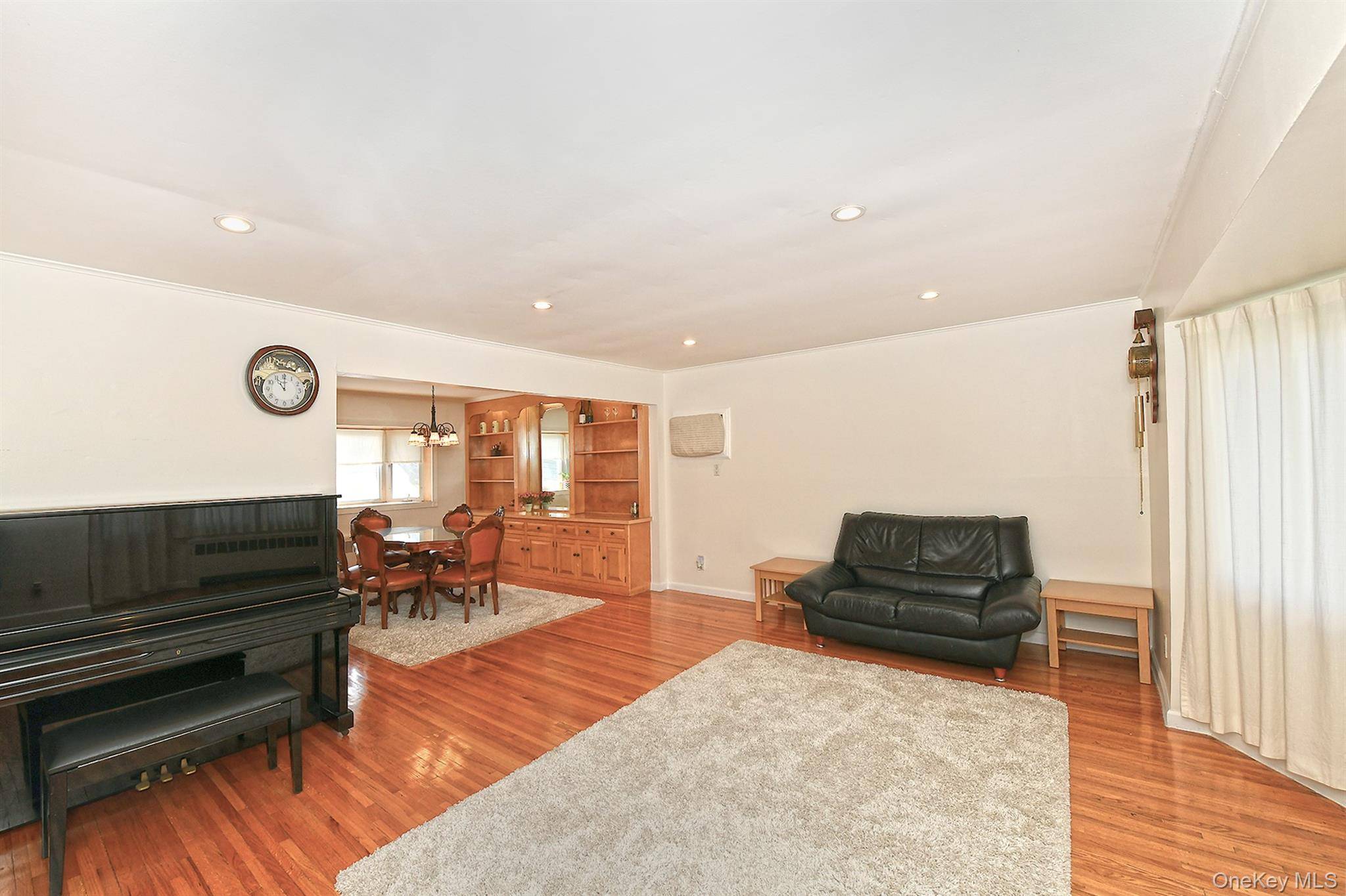 Casa com 3 Quartos à Venda em Syosset - Nova Iorque - EUA - 4