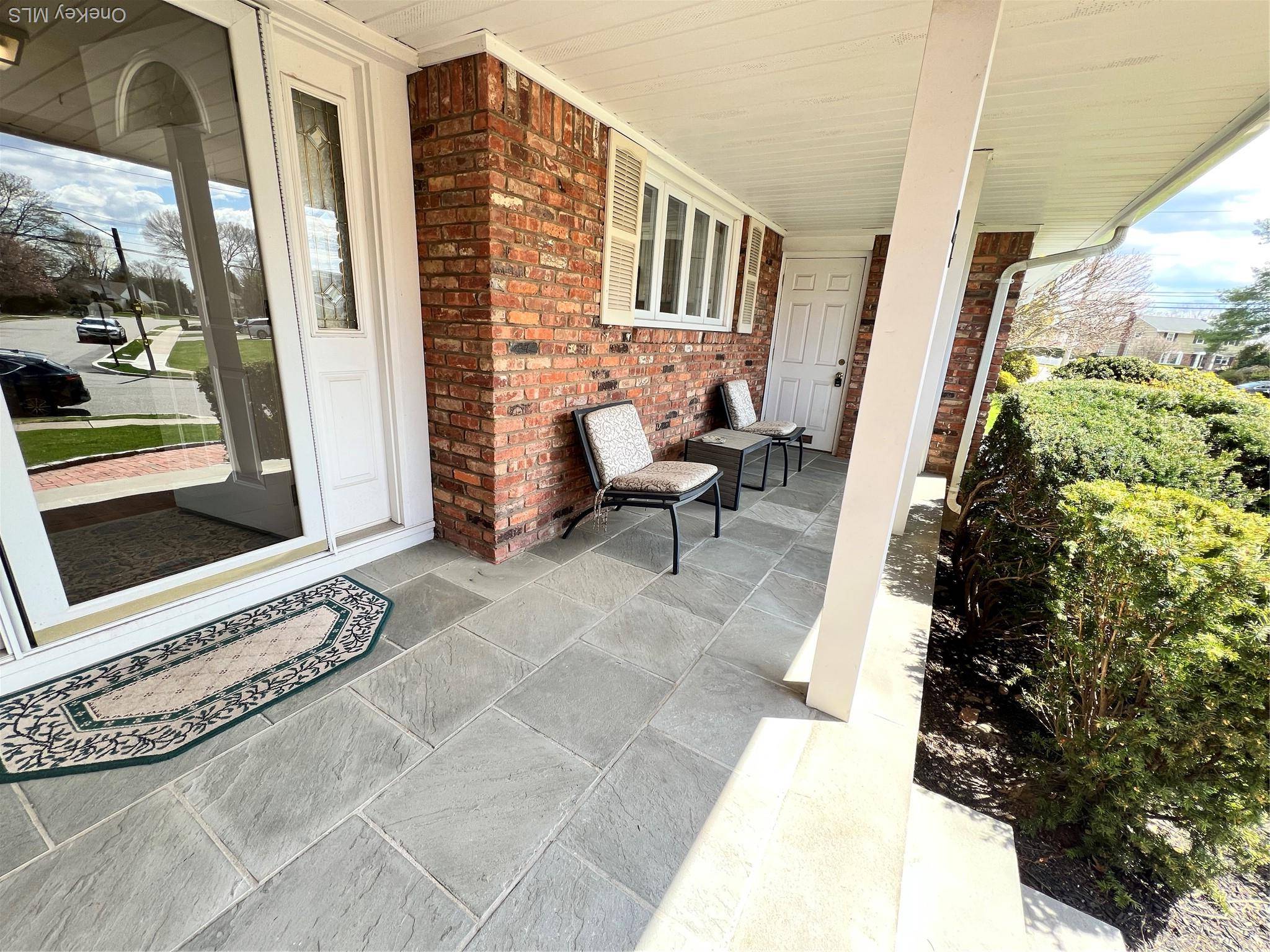 Casa com 3 Quartos à Venda em Syosset - Nova Iorque - EUA - 3