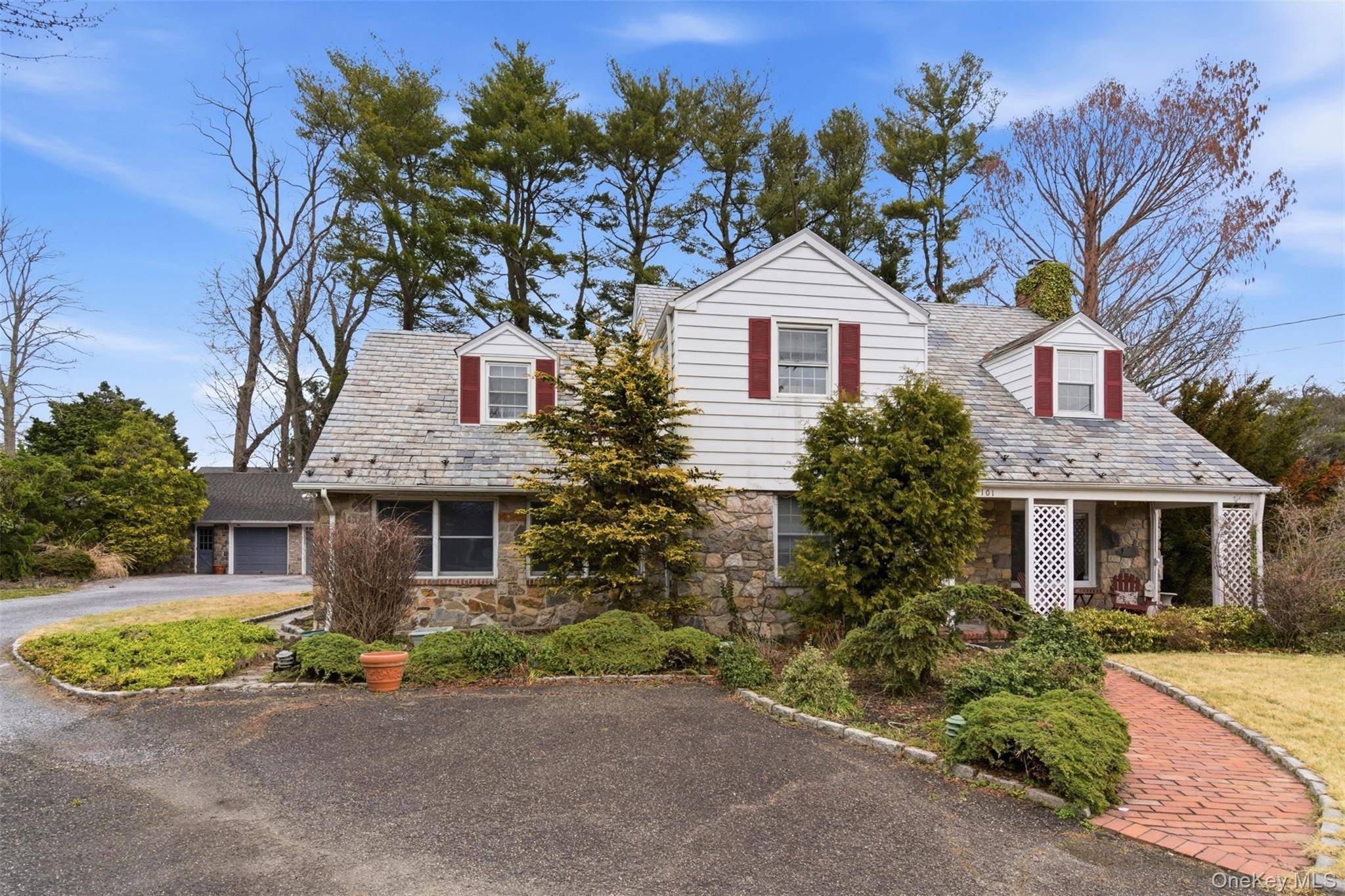 Casa com 3 Quartos à Venda em Syosset - Nova Iorque - EUA - 2