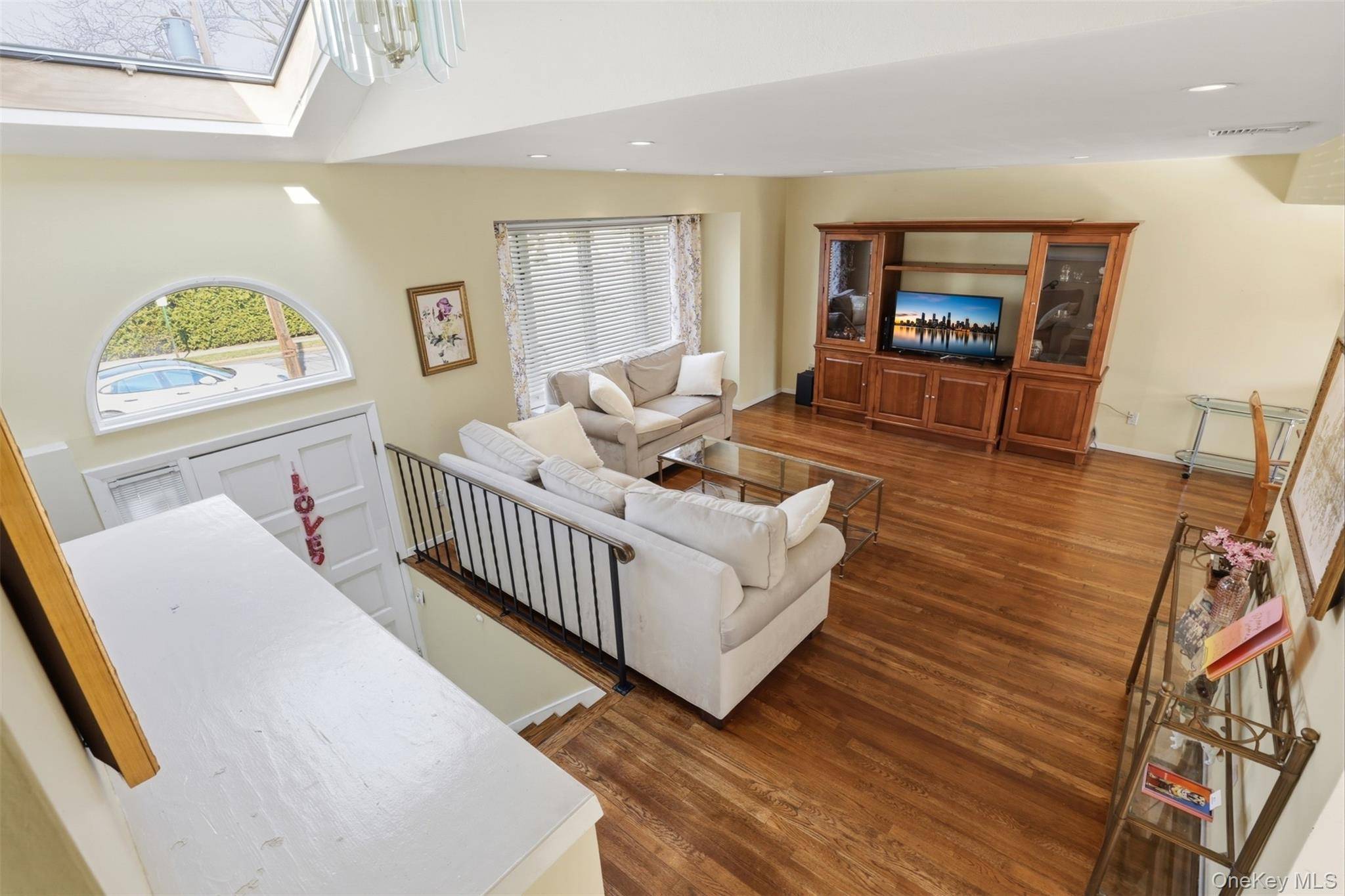 Casa com 3 Quartos à Venda em Syosset - Nova Iorque - EUA - 5