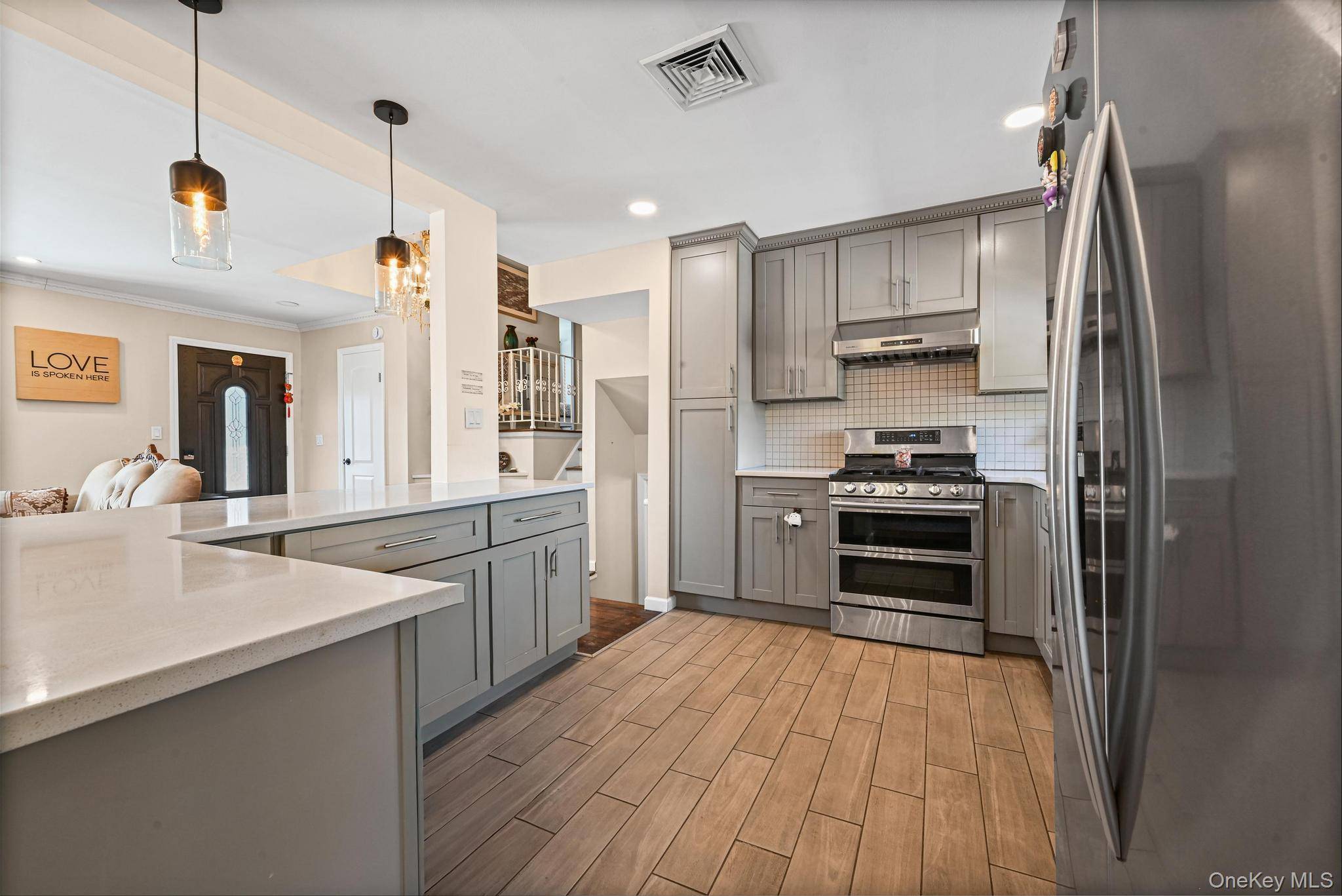 Casa com 3 Quartos à Venda em Syosset - Nova Iorque - EUA - 8