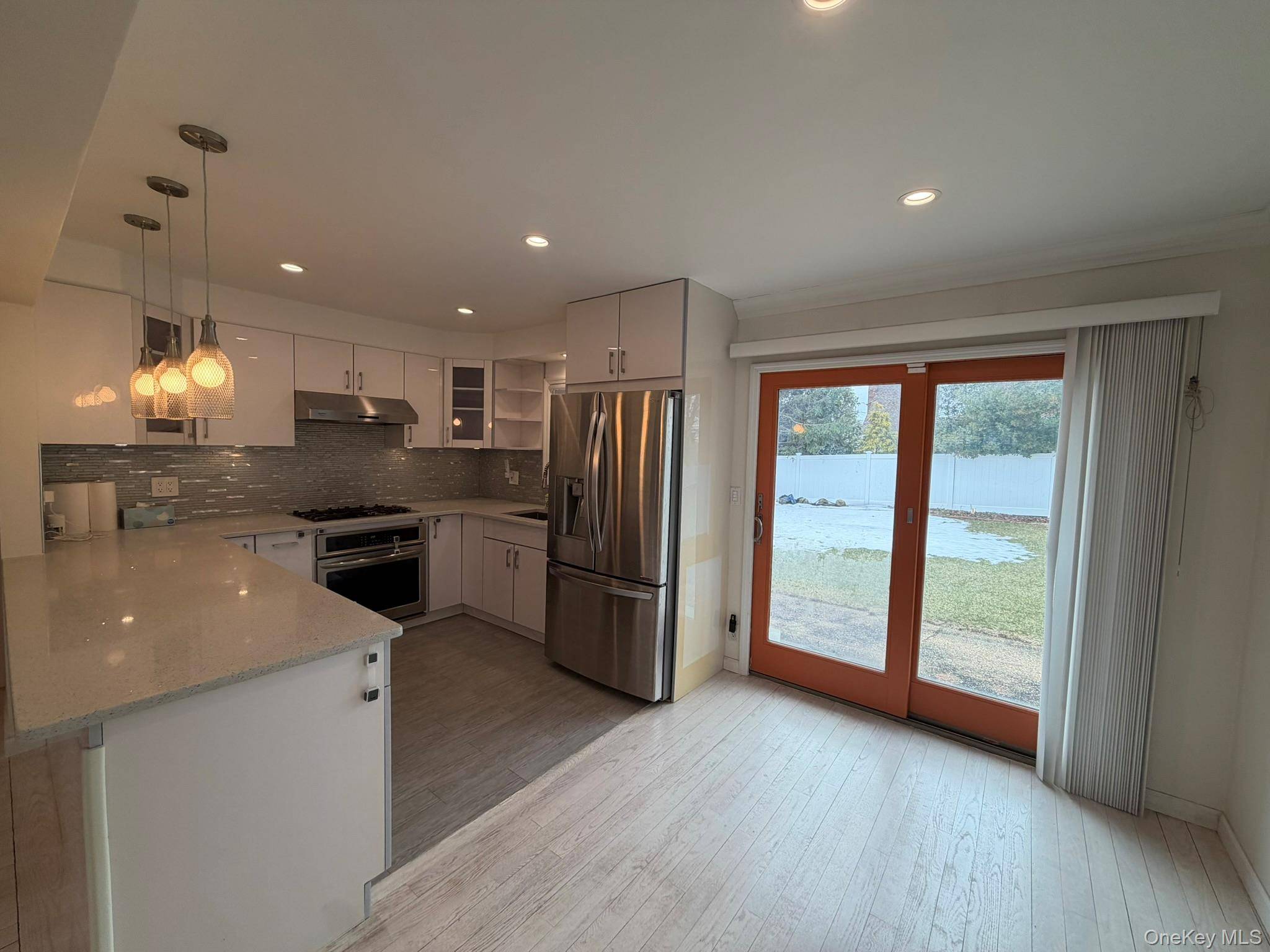 Casa com 3 Quartos à Venda em Syosset - Nova Iorque - EUA - 2