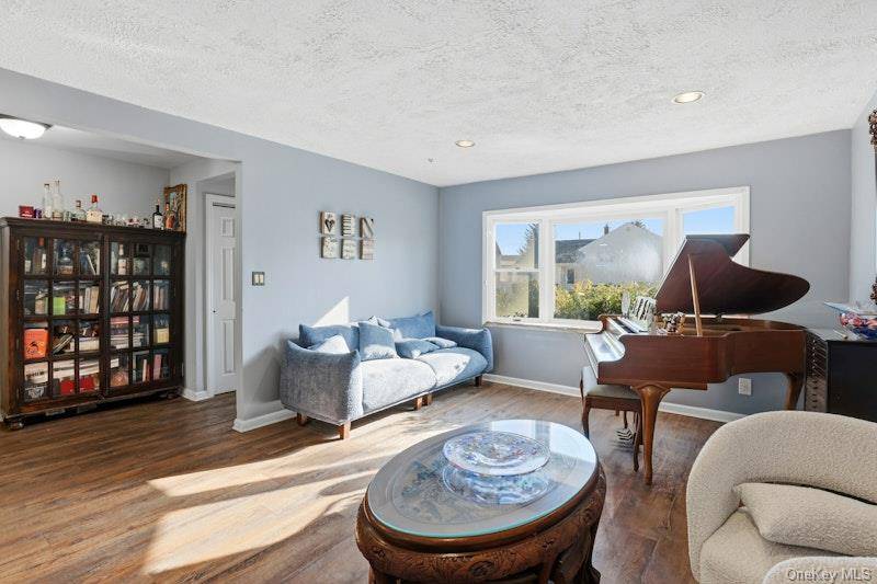 Casa com 3 Quartos à Venda em Syosset - Nova Iorque - EUA - 4