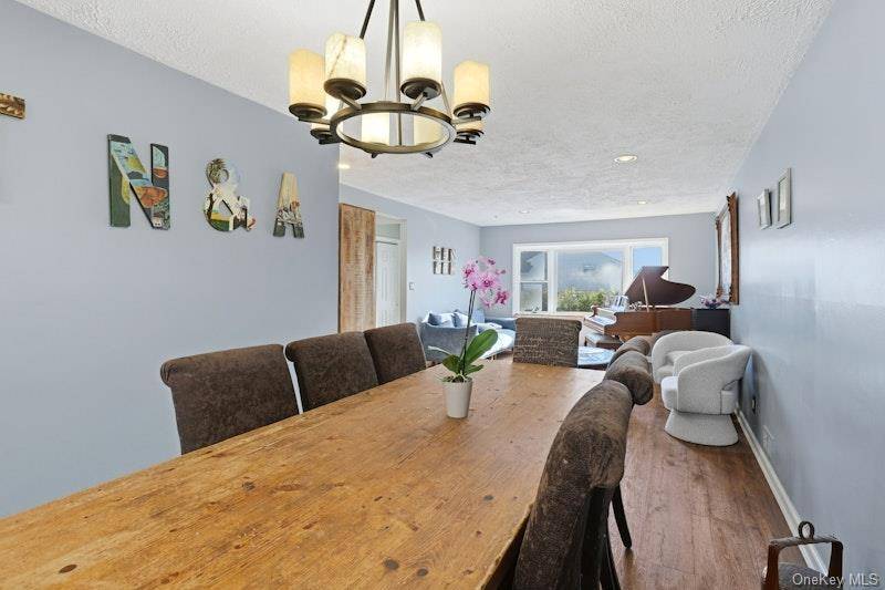 Casa com 3 Quartos à Venda em Syosset - Nova Iorque - EUA - 6