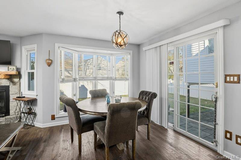 Casa com 3 Quartos à Venda em Syosset - Nova Iorque - EUA - 8