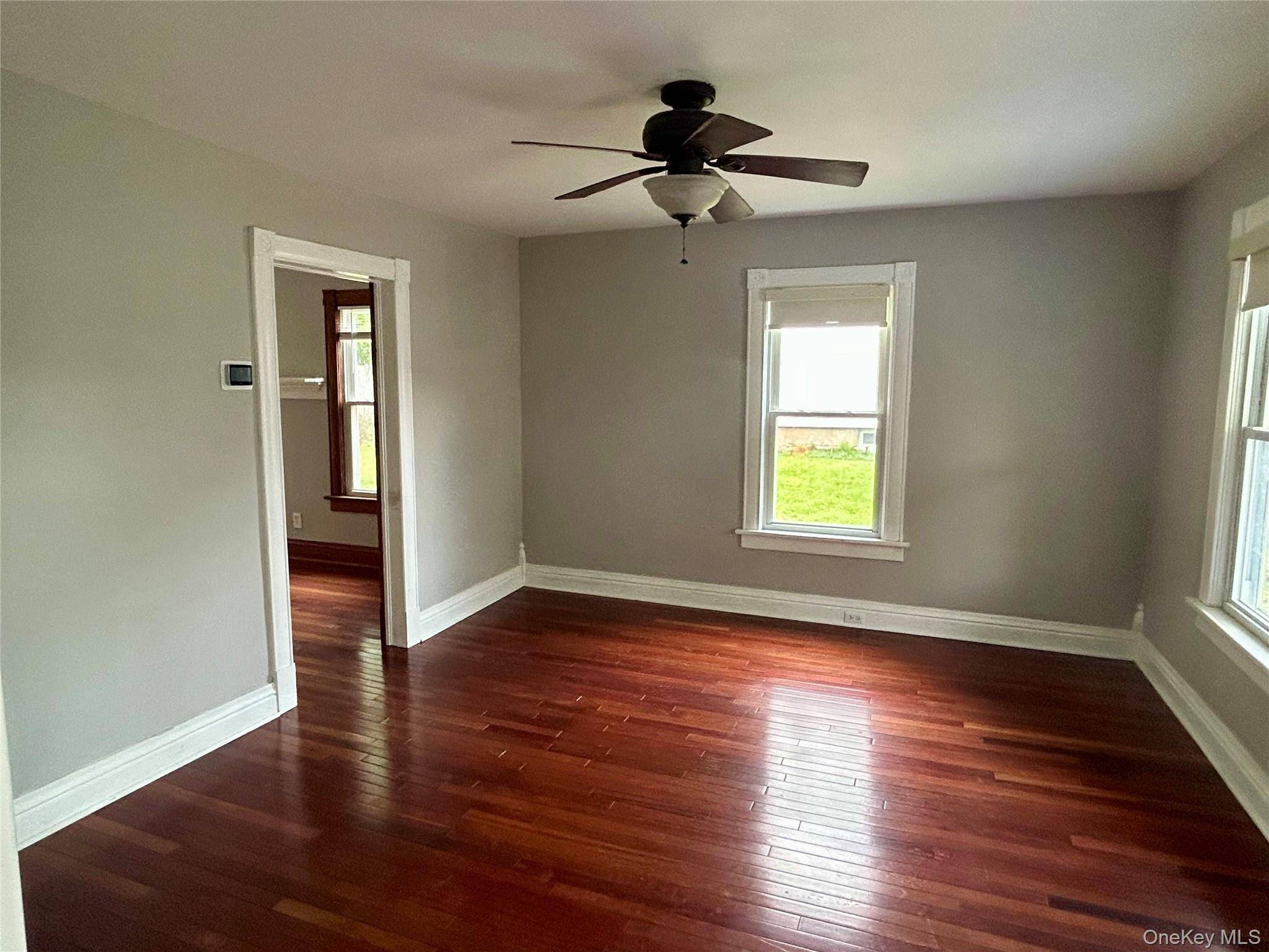 Hogar con 3 Dormitorios en Venta en Warwick - Nueva York - EE. UU. - 8