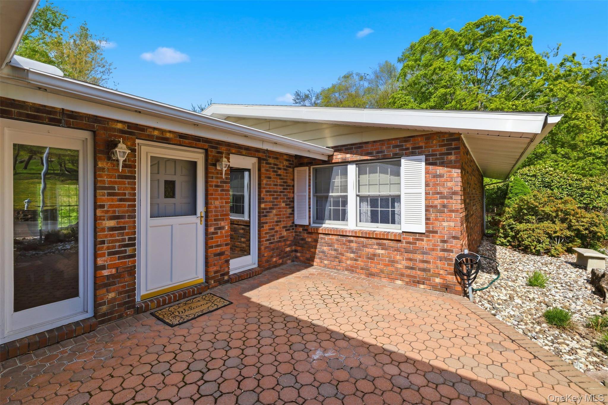 3 Bedroom Home for Sale in Warwick - New York - USA - 3