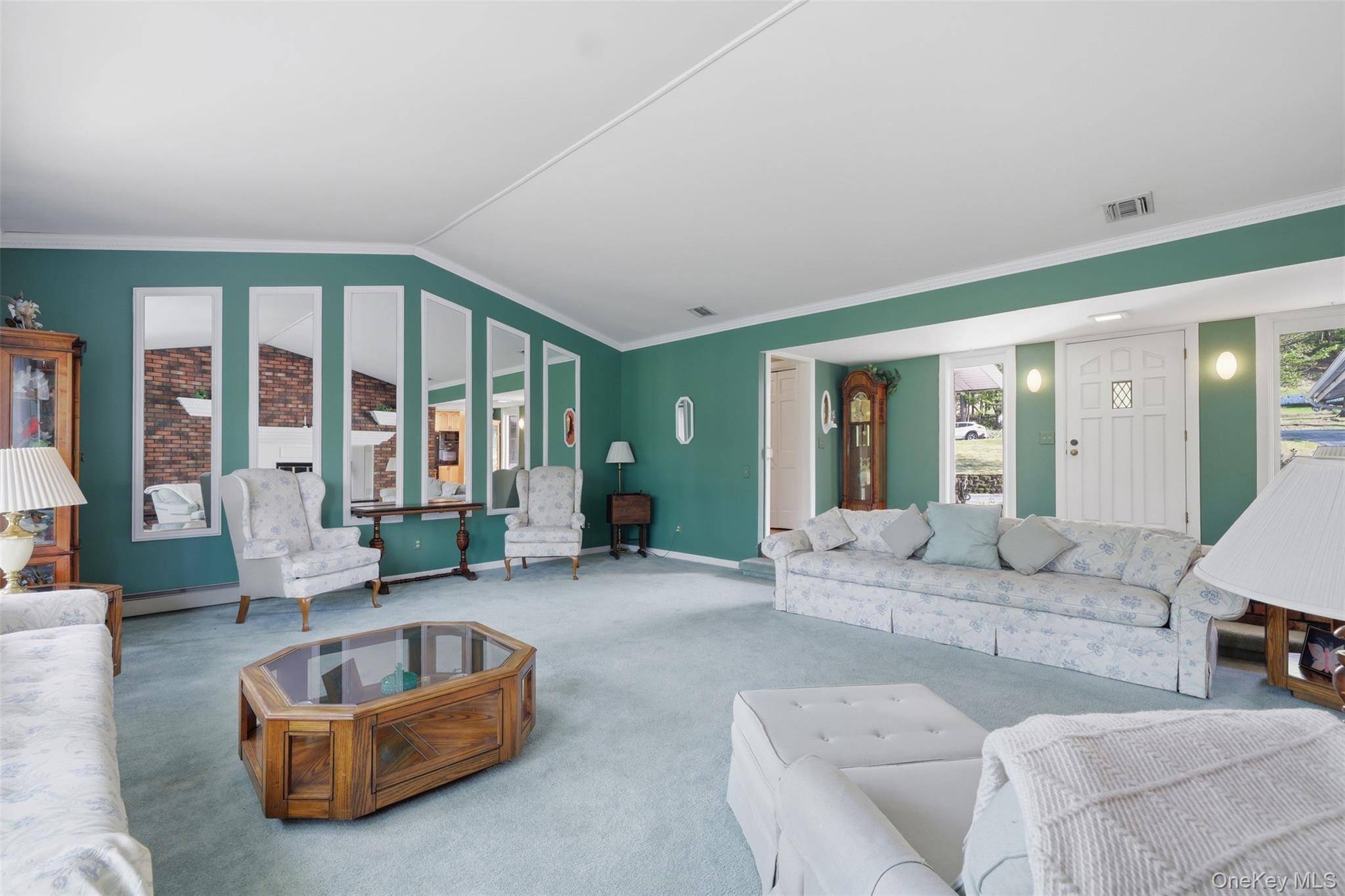 3 Bedroom Home for Sale in Warwick - New York - USA - 6