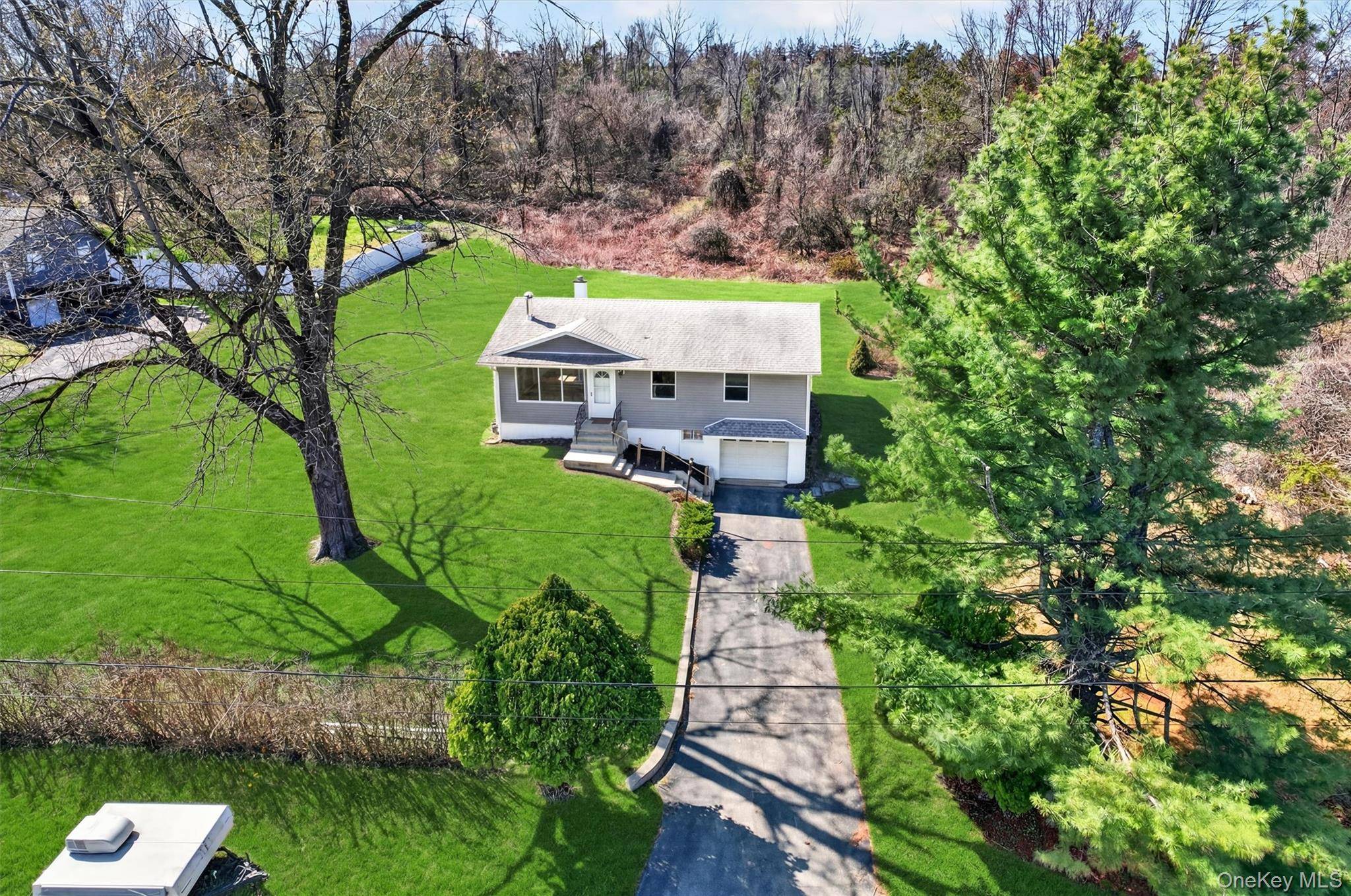 Hogar con 3 Dormitorios en Venta en Warwick - Nueva York - EE. UU. - 2