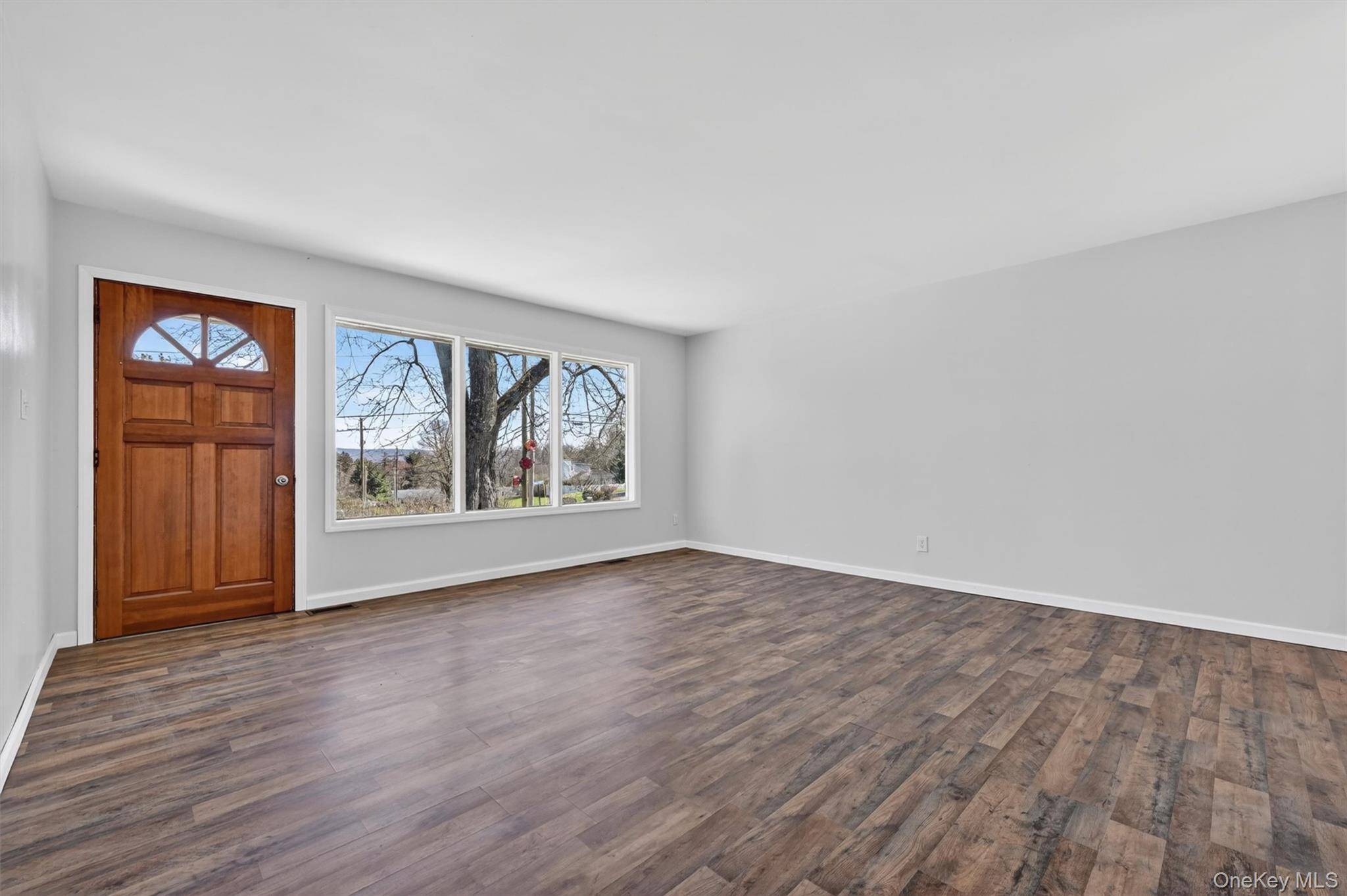Hogar con 3 Dormitorios en Venta en Warwick - Nueva York - EE. UU. - 4
