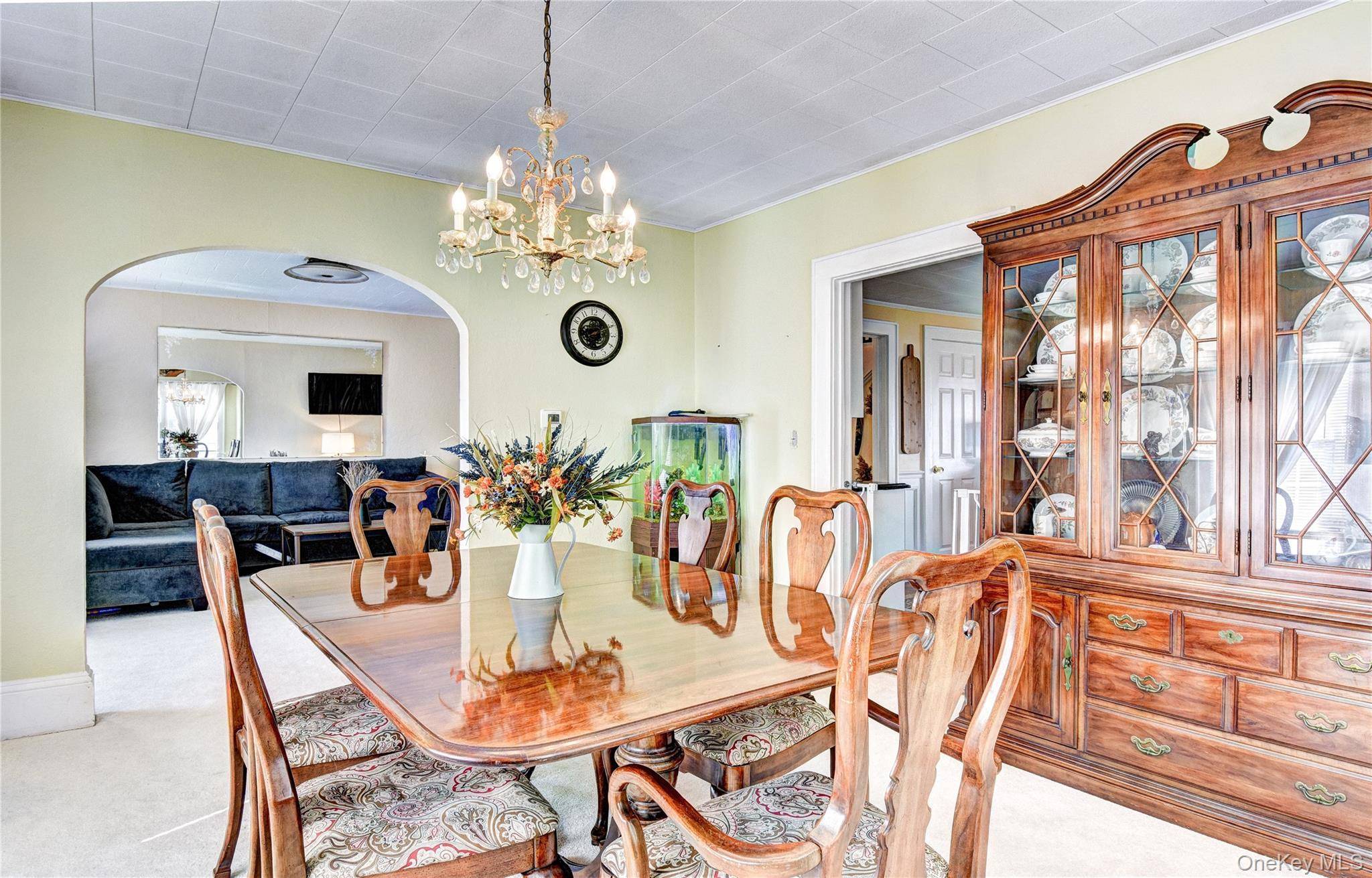 4 Bedroom Home for Sale in Florida - New York - USA - 6