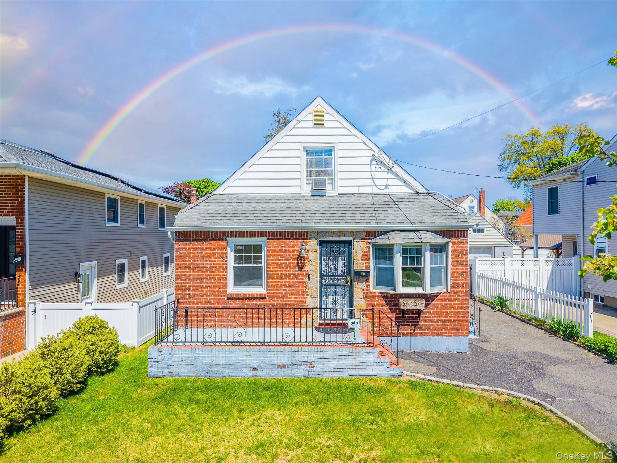 Home avec 4 chambres à Vendre à New Hyde Park - Nova Iorque - EUA - 1