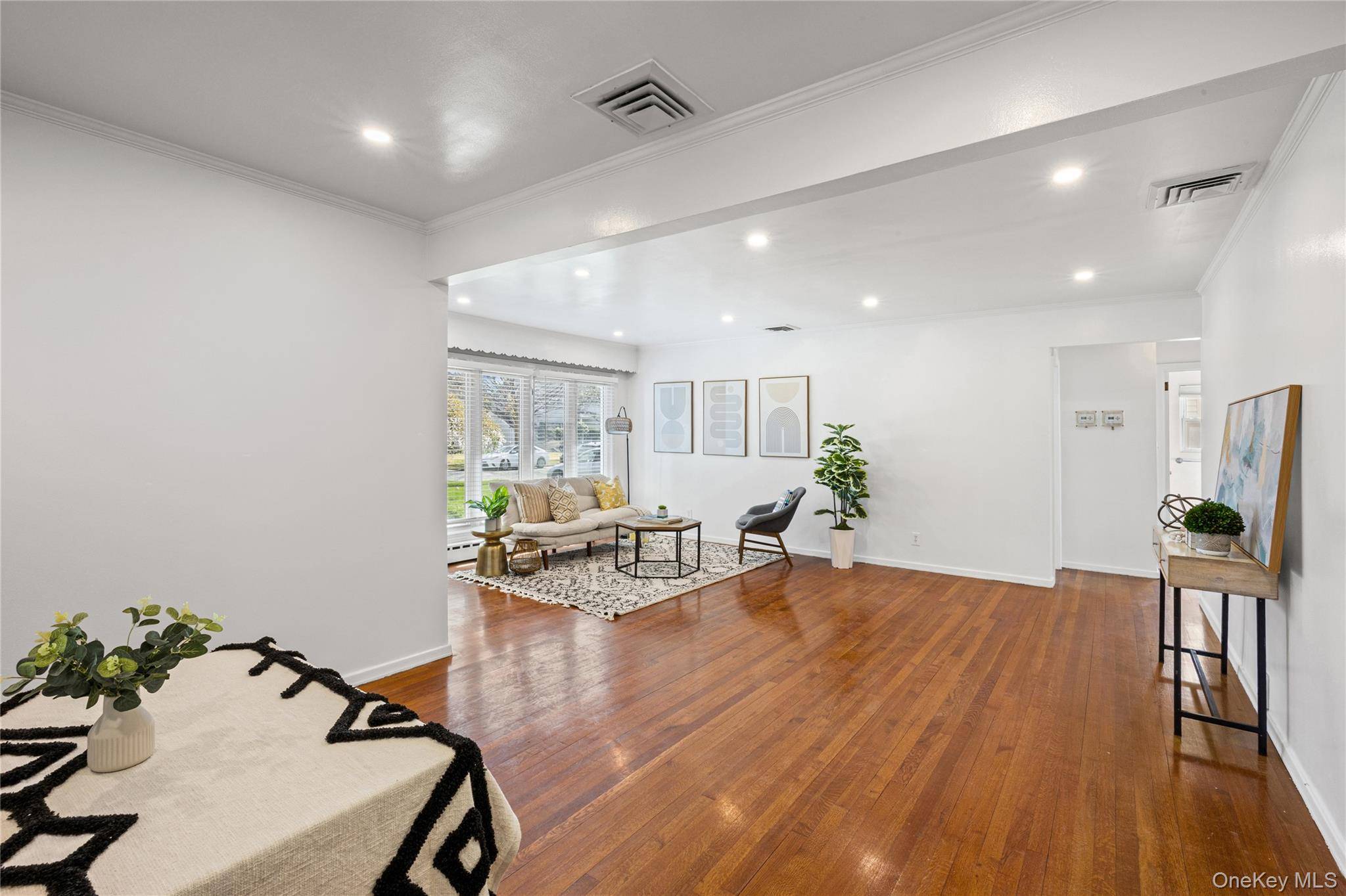 Casa com 4 Quartos à Venda em New Hyde Park - Nova Iorque - EUA - 8