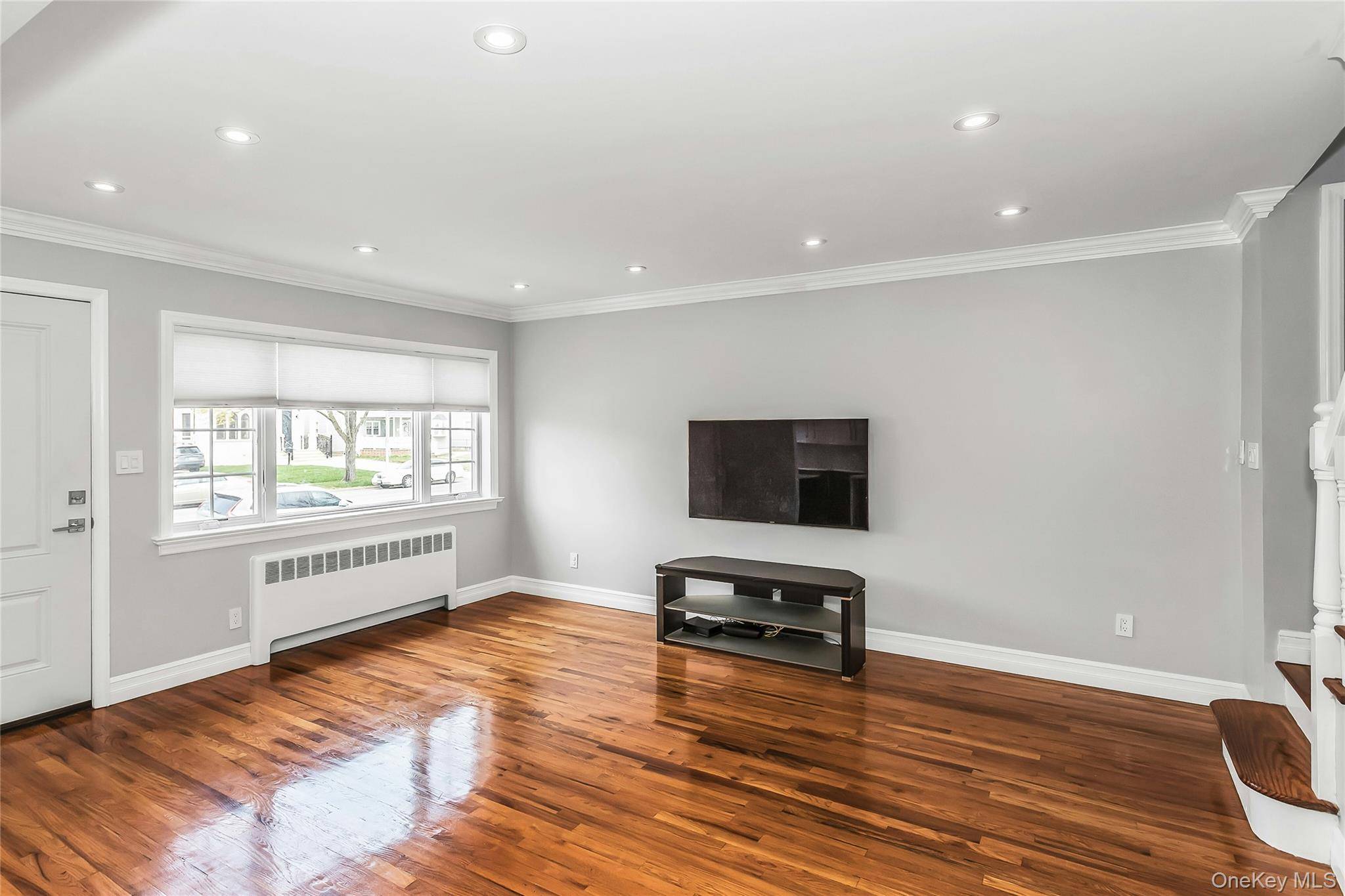 Home avec 4 chambres à Vendre à New Hyde Park - Nova Iorque - EUA - 6