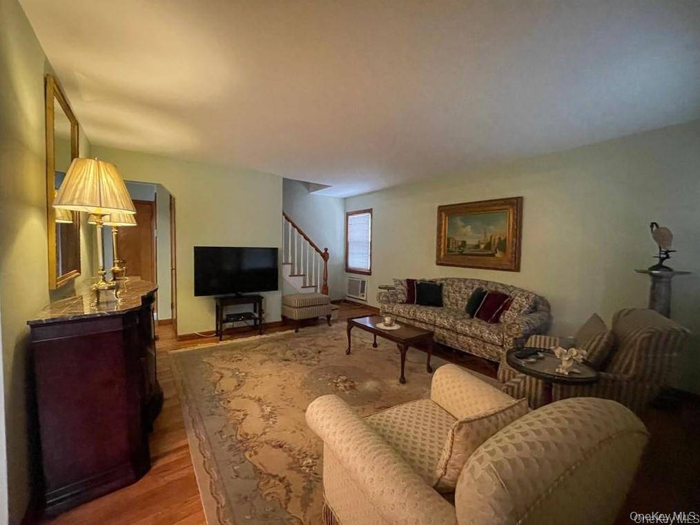Home avec 4 chambres à Vendre à New Hyde Park - Nova Iorque - EUA - 8