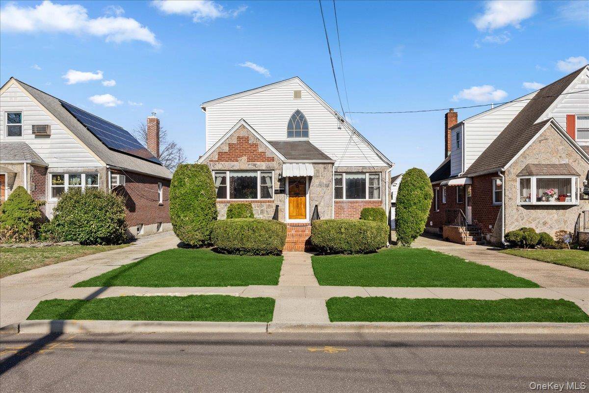Home avec 4 chambres à Vendre à New Hyde Park - Nova Iorque - EUA - 2