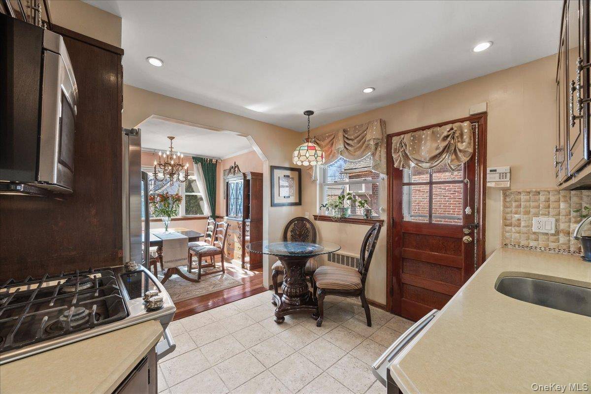 Home avec 4 chambres à Vendre à New Hyde Park - Nova Iorque - EUA - 8