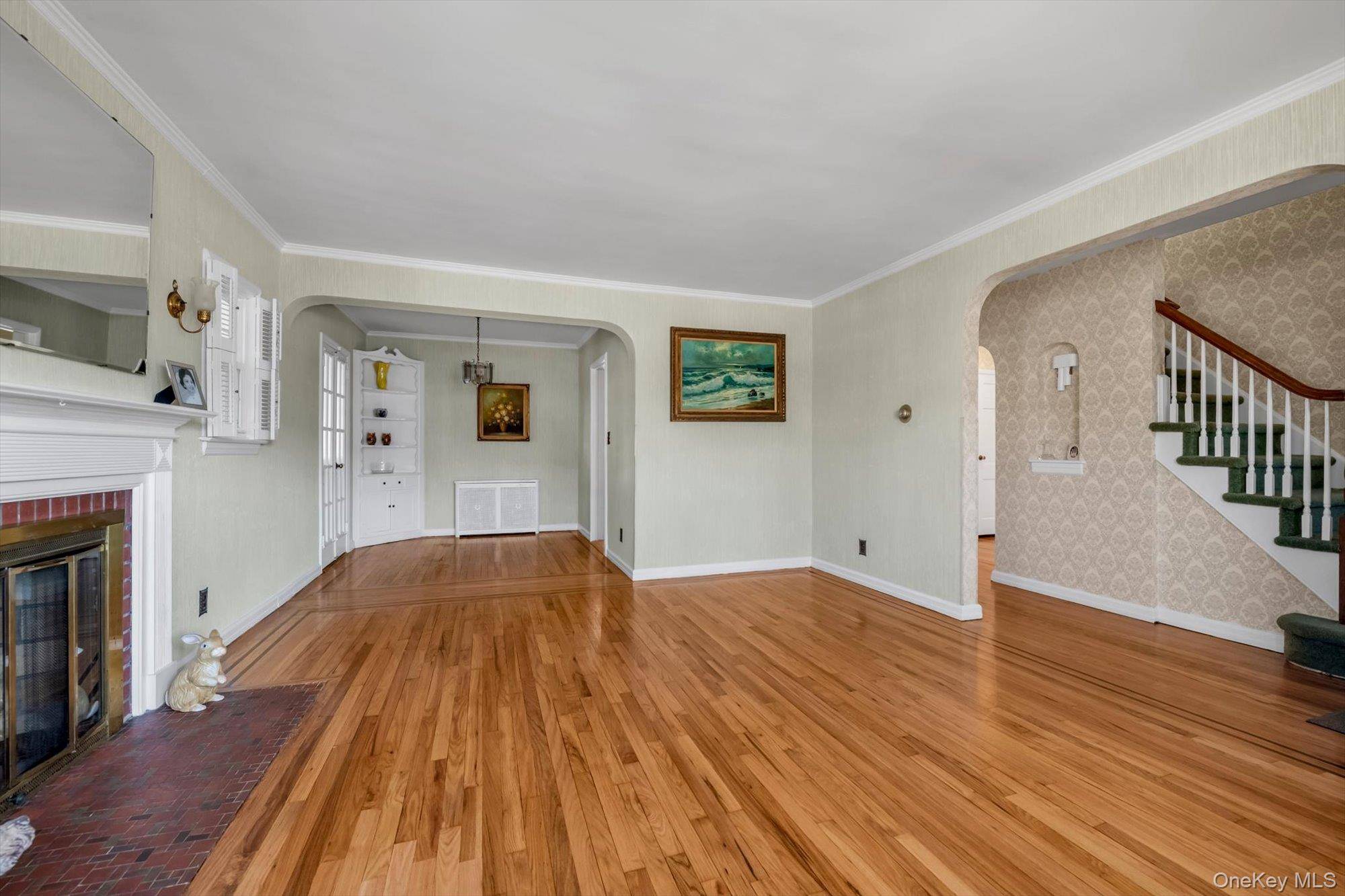 Casa com 4 Quartos à Venda em New Hyde Park - Nova Iorque - EUA - 5