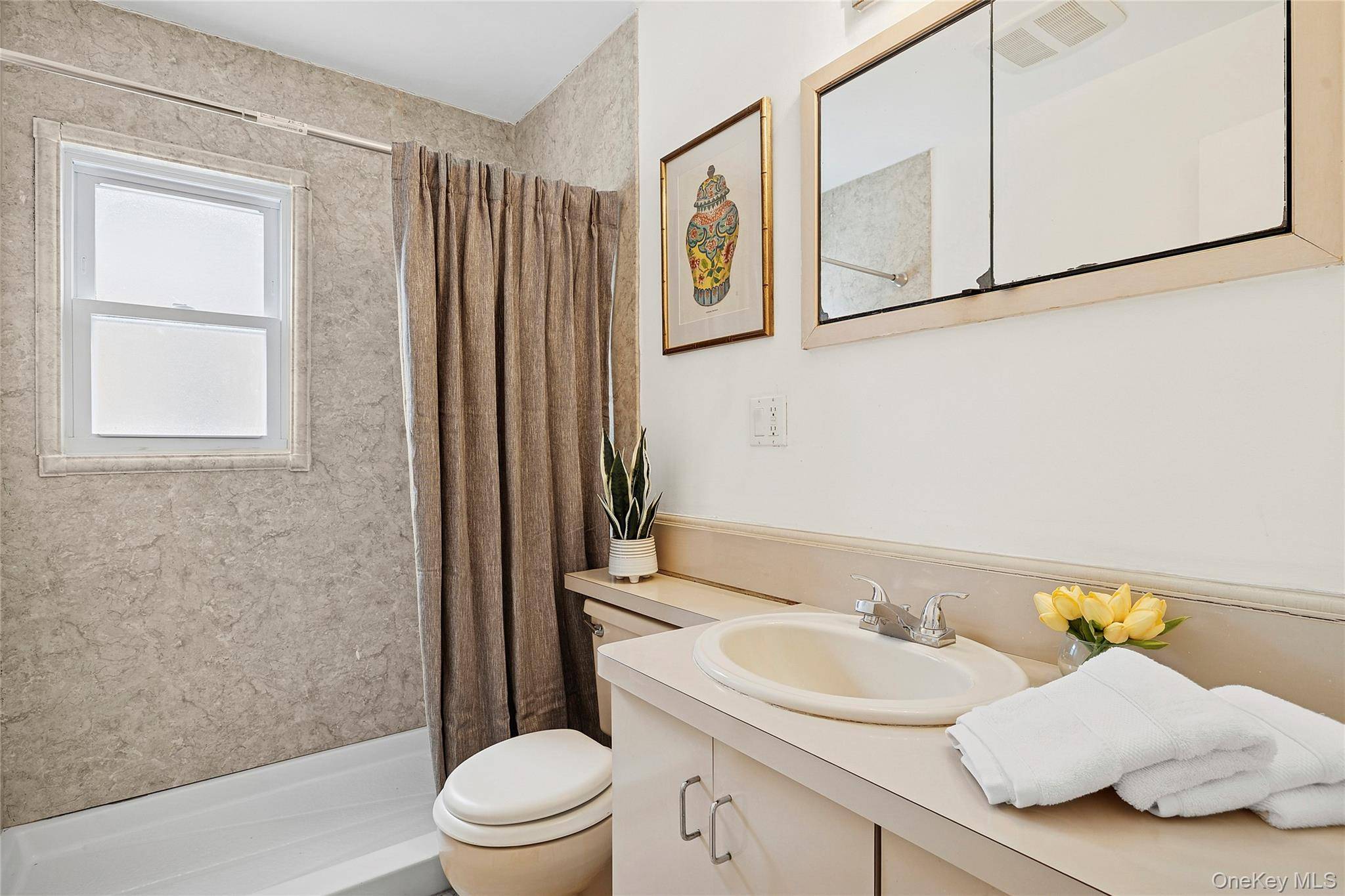 Casa com 4 Quartos à Venda em New Hyde Park - Nova Iorque - EUA - 8