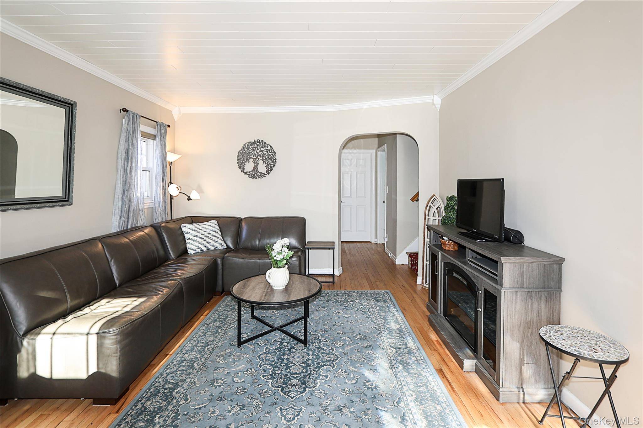 Casa com 4 Quartos à Venda em New Hyde Park - Nova Iorque - EUA - 4