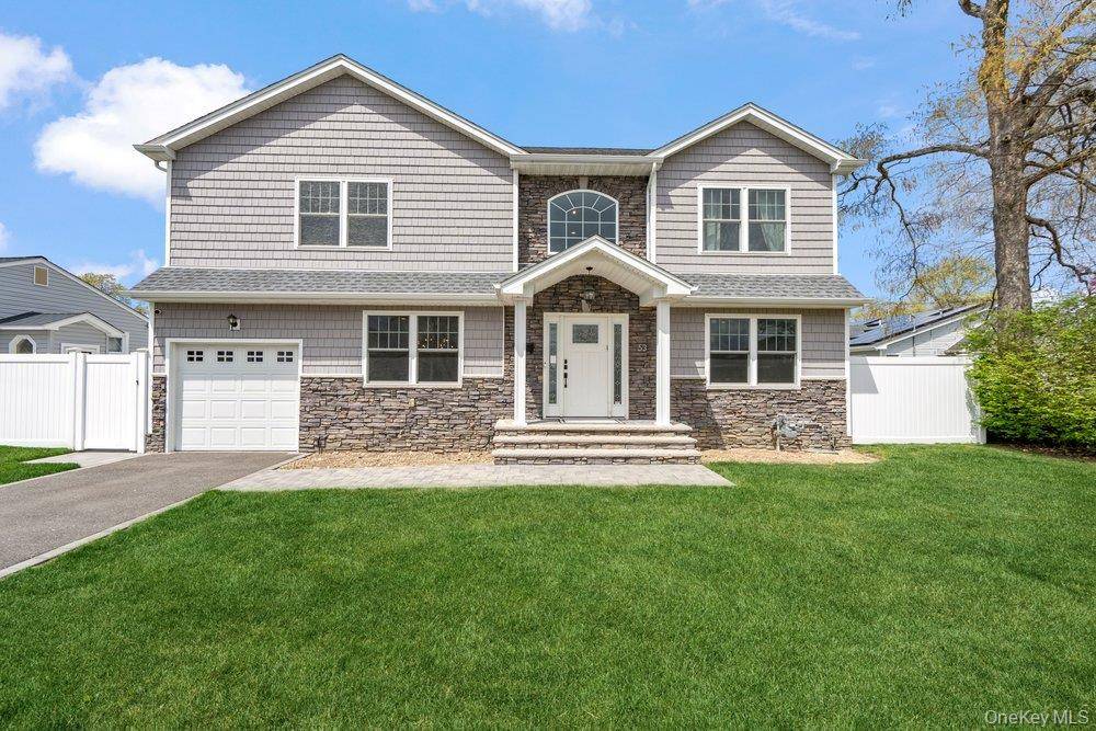 Hogar con 4 Dormitorios en Venta en Plainview - Nueva York - EE. UU. - 2