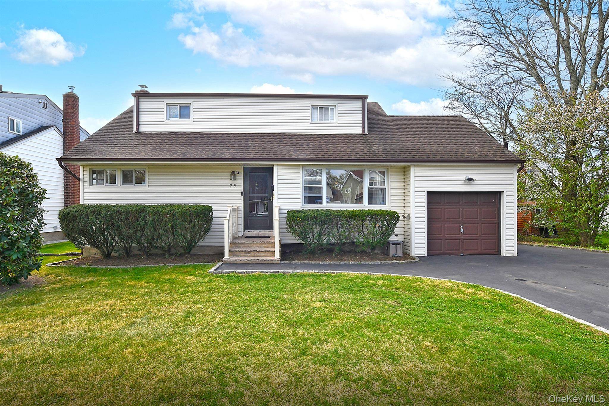 Home avec 4 chambres à Vendre à Plainview - Nova Iorque - EUA - 1