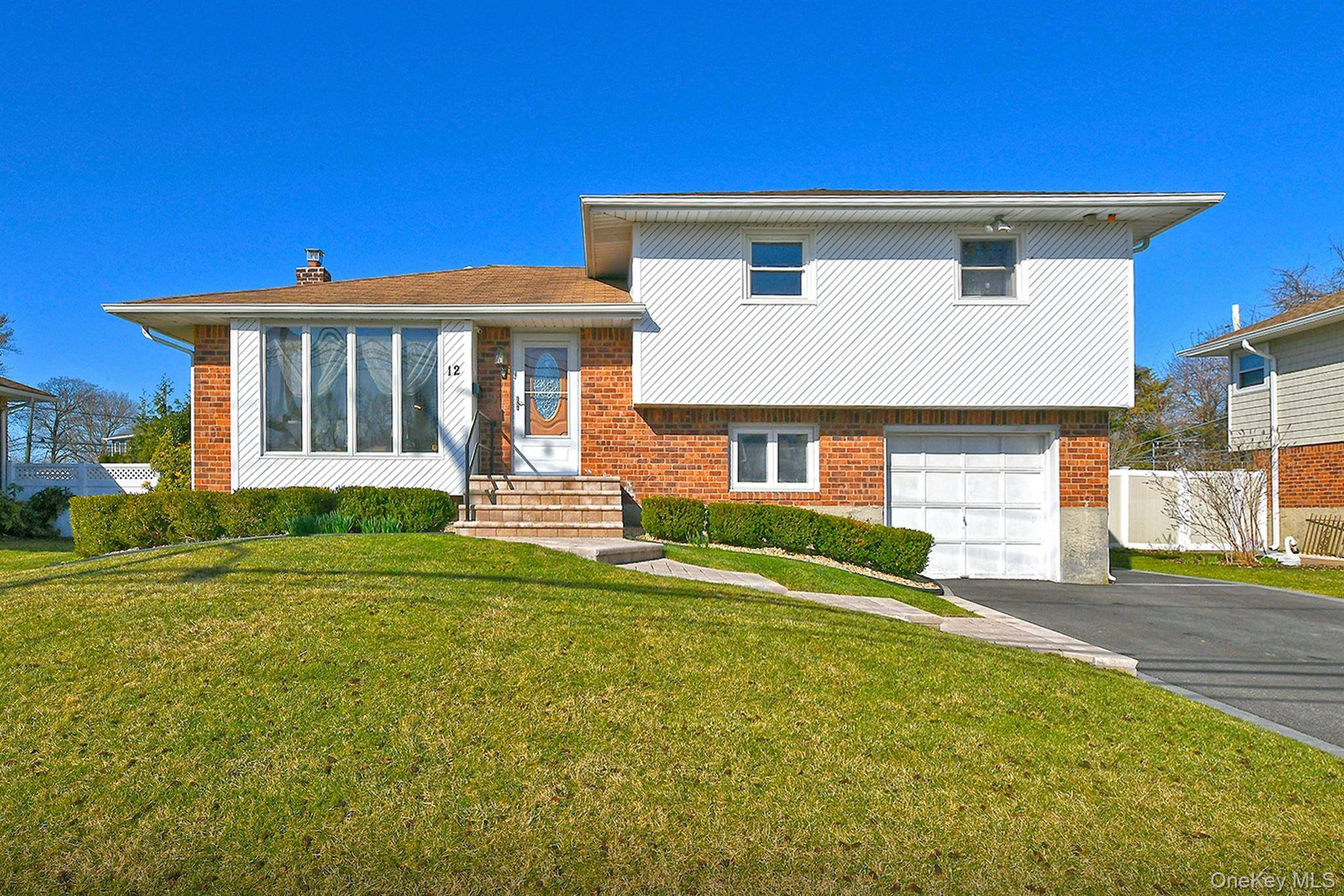Home avec 4 chambres à Vendre à Plainview - Nova Iorque - EUA - 1