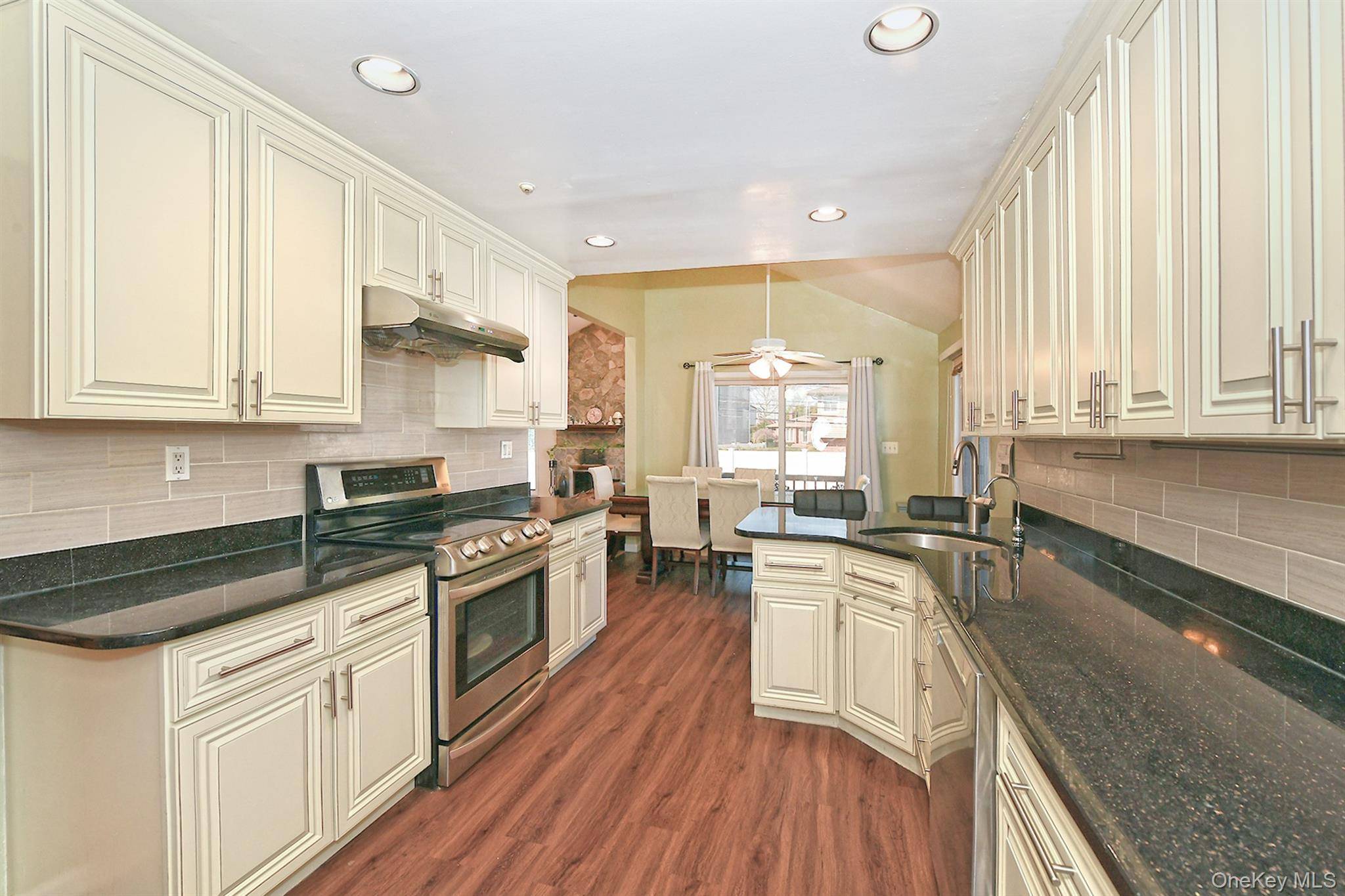 Home avec 4 chambres à Vendre à Plainview - Nova Iorque - EUA - 7