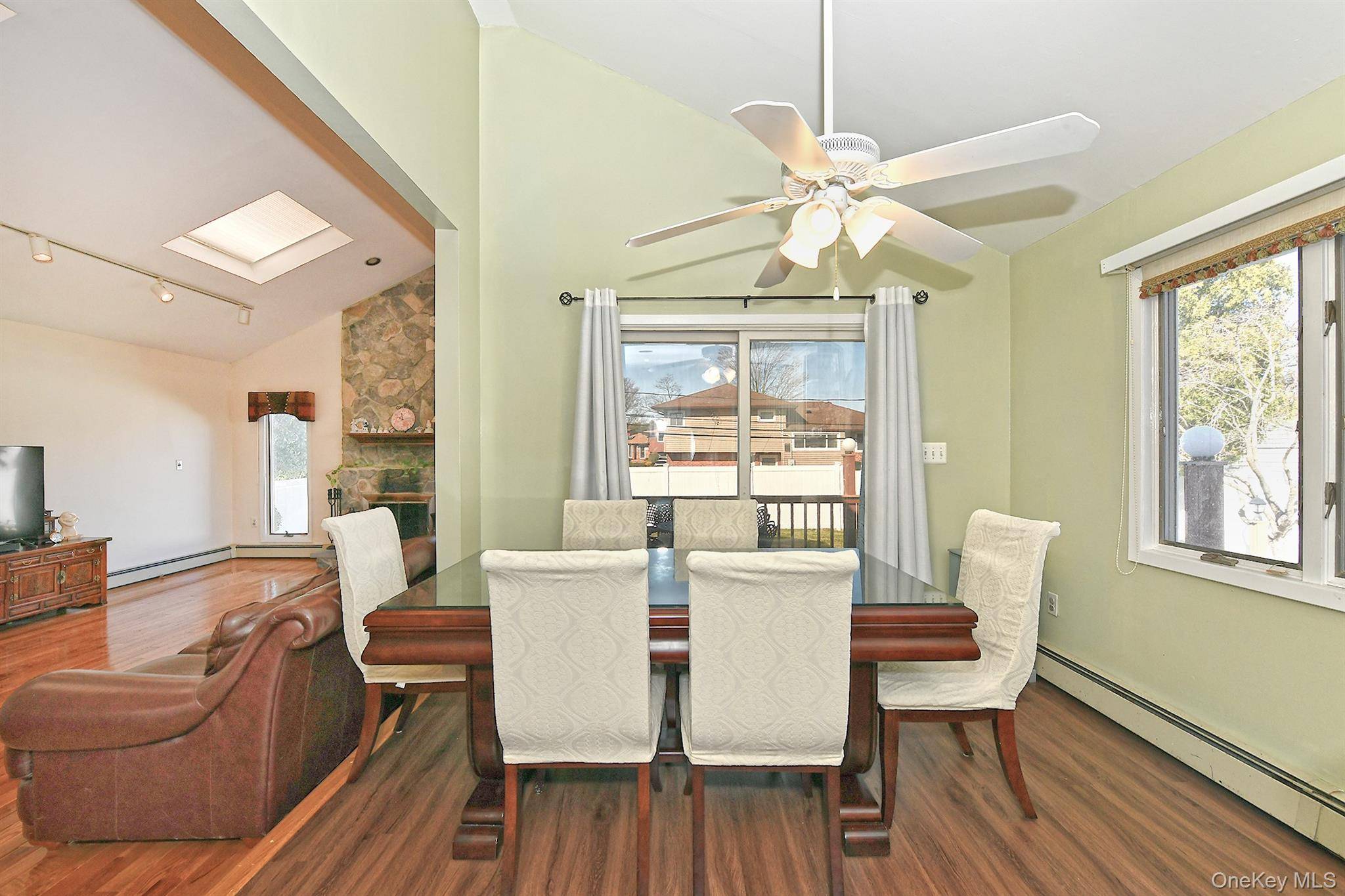 Home avec 4 chambres à Vendre à Plainview - Nova Iorque - EUA - 8