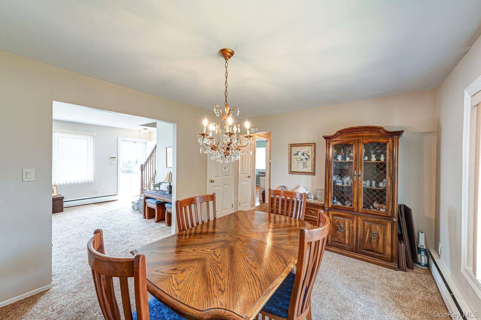Hogar con 4 Dormitorios en Venta en Plainview - Nueva York - EE. UU. - 8