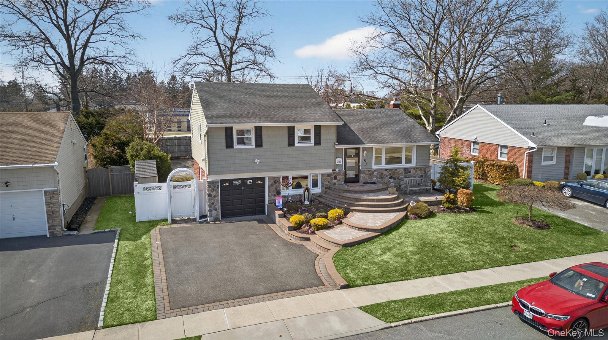 Hogar con 4 Dormitorios en Venta en Plainview - Nueva York - EE. UU. - 5