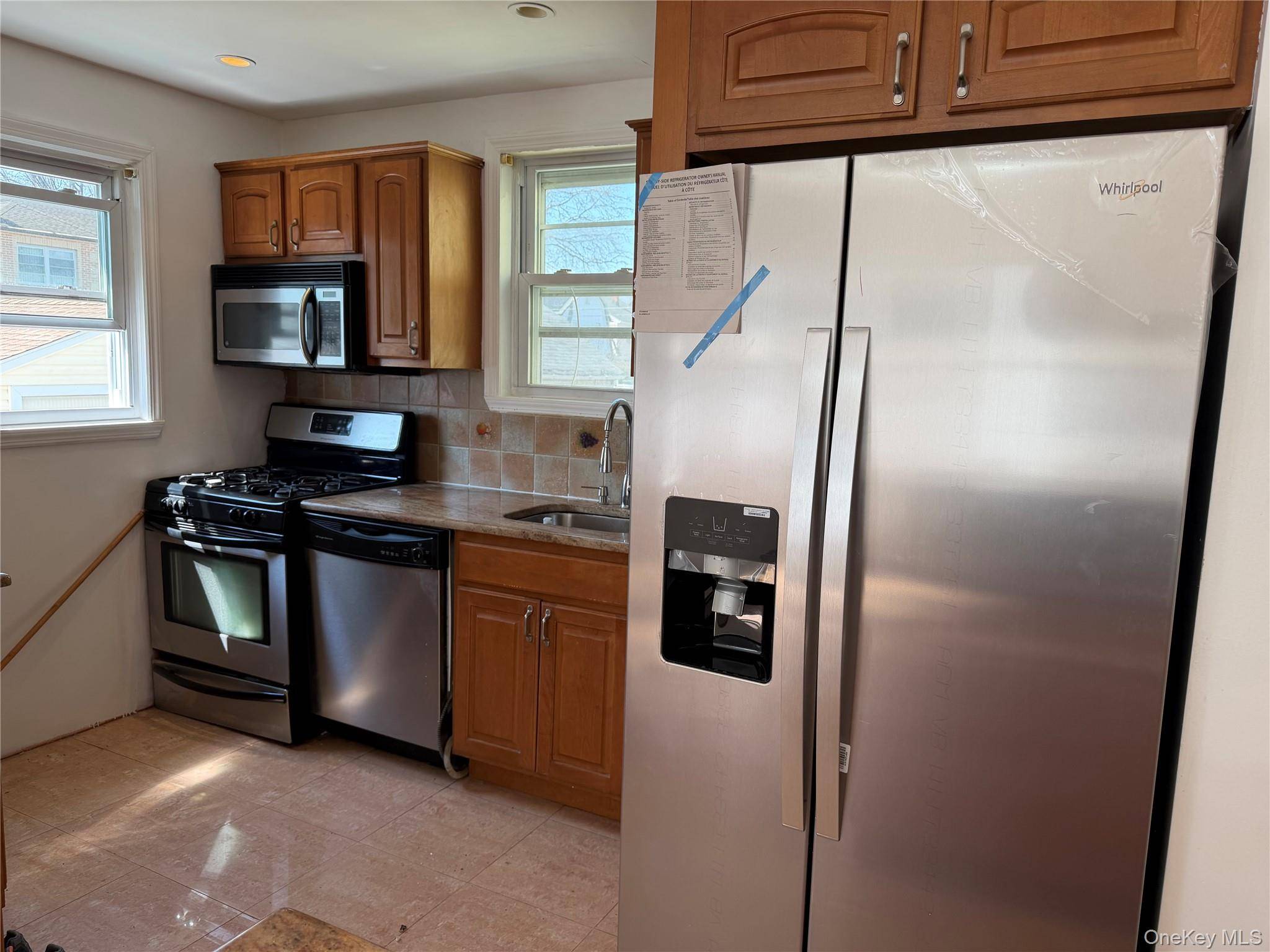 4 Bedroom Home for Sale in Queens Village - New York - USA - 5