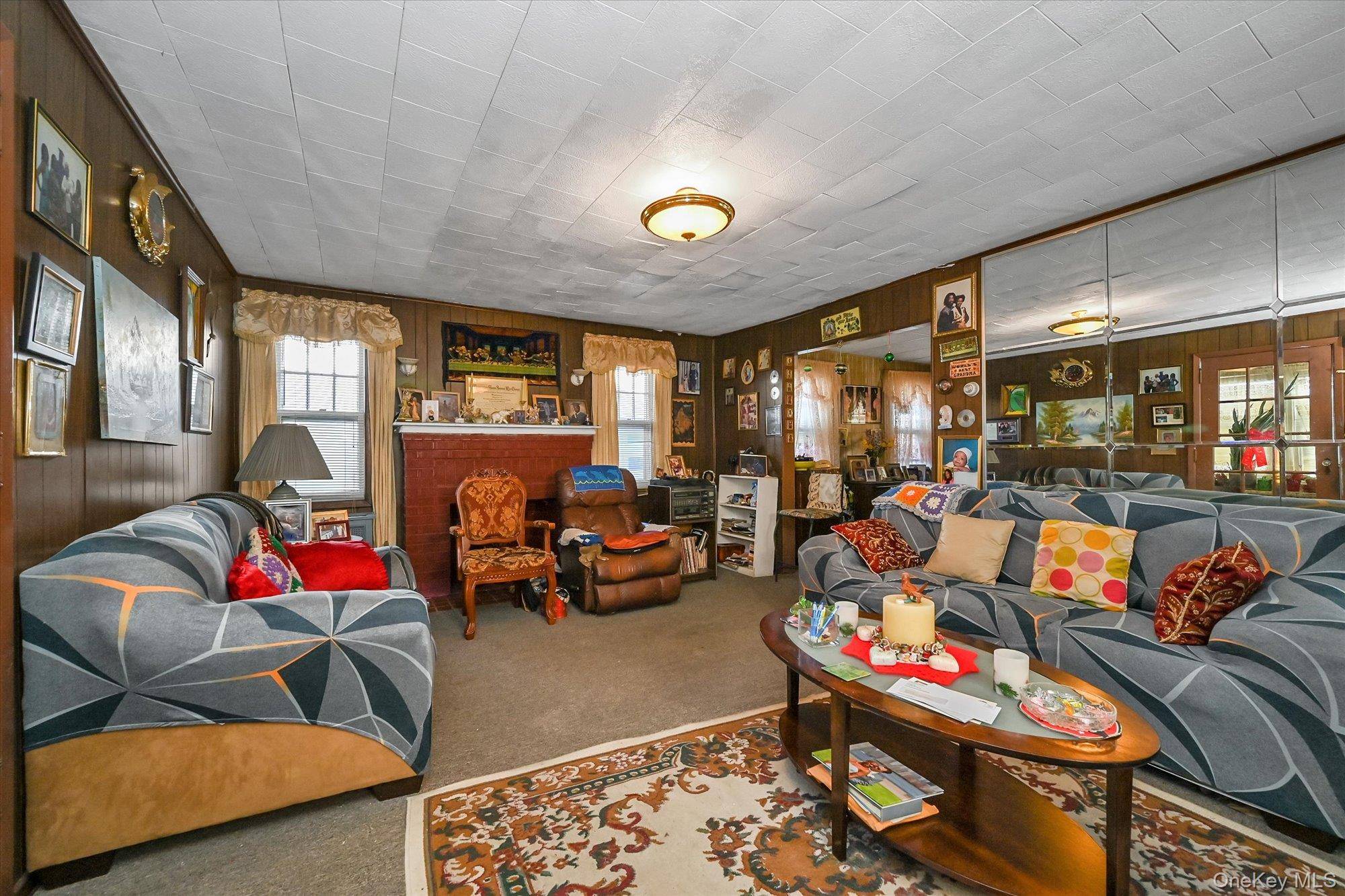 4 Bedroom Home for Sale in Queens Village - New York - USA - 5
