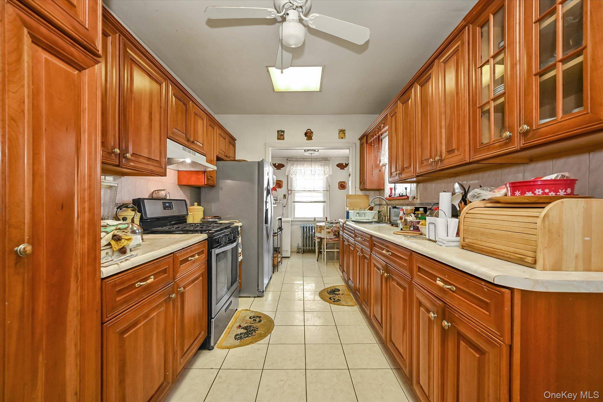 4 Bedroom Home for Sale in Queens Village - New York - USA - 8