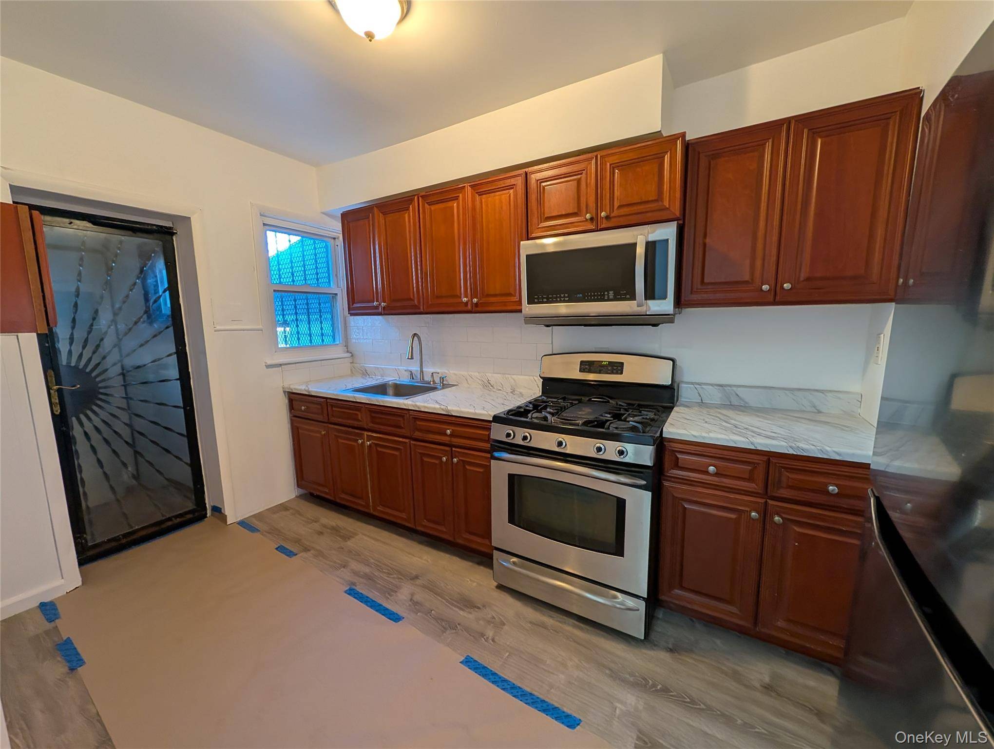 Casa com 4 Quartos à Venda em Queens Village - Nova Iorque - EUA - 4