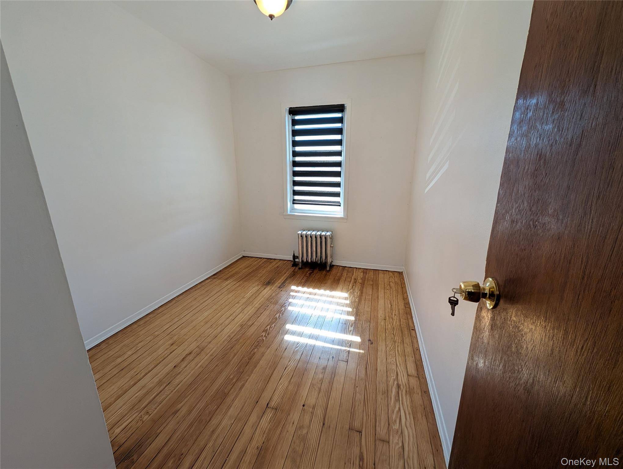 Casa com 4 Quartos à Venda em Queens Village - Nova Iorque - EUA - 8