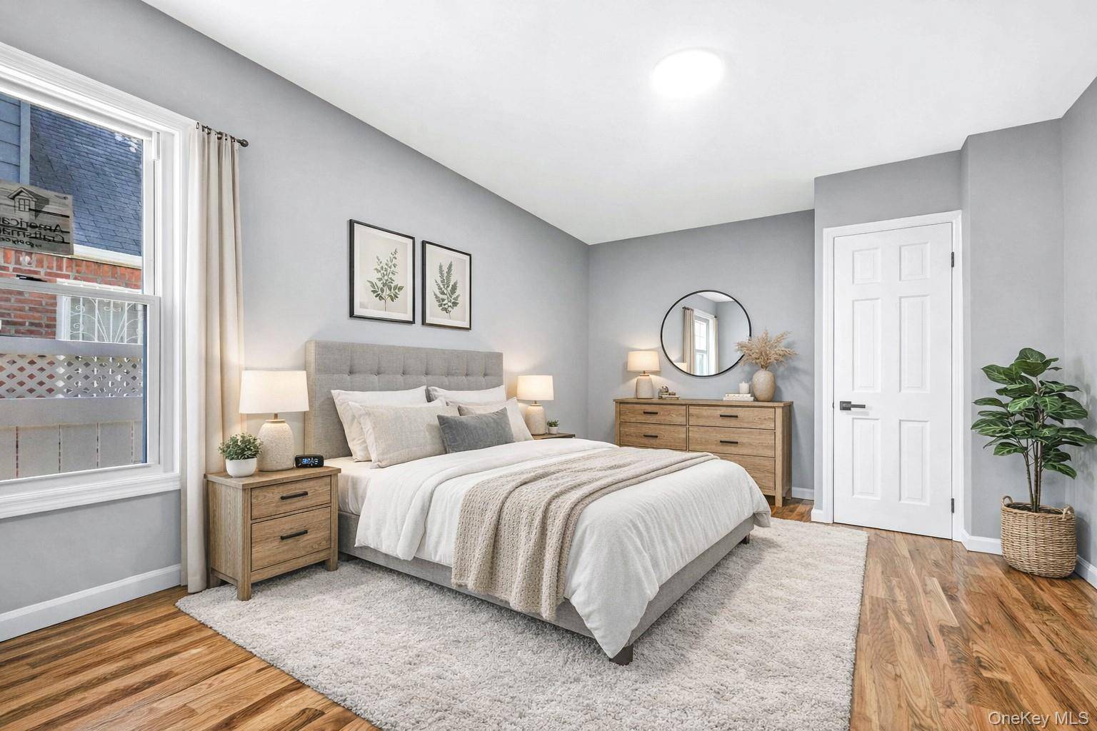 4 Bedroom Home for Sale in Queens Village - New York - USA - 6