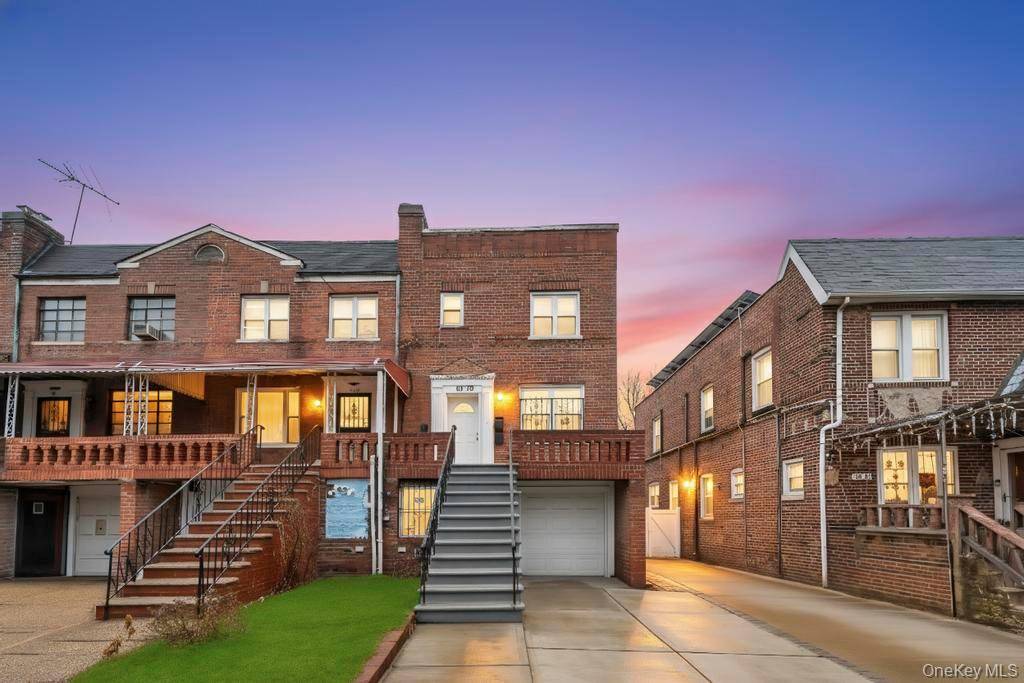 4 Bedroom Home for Sale in Queens Village - New York - USA - 1