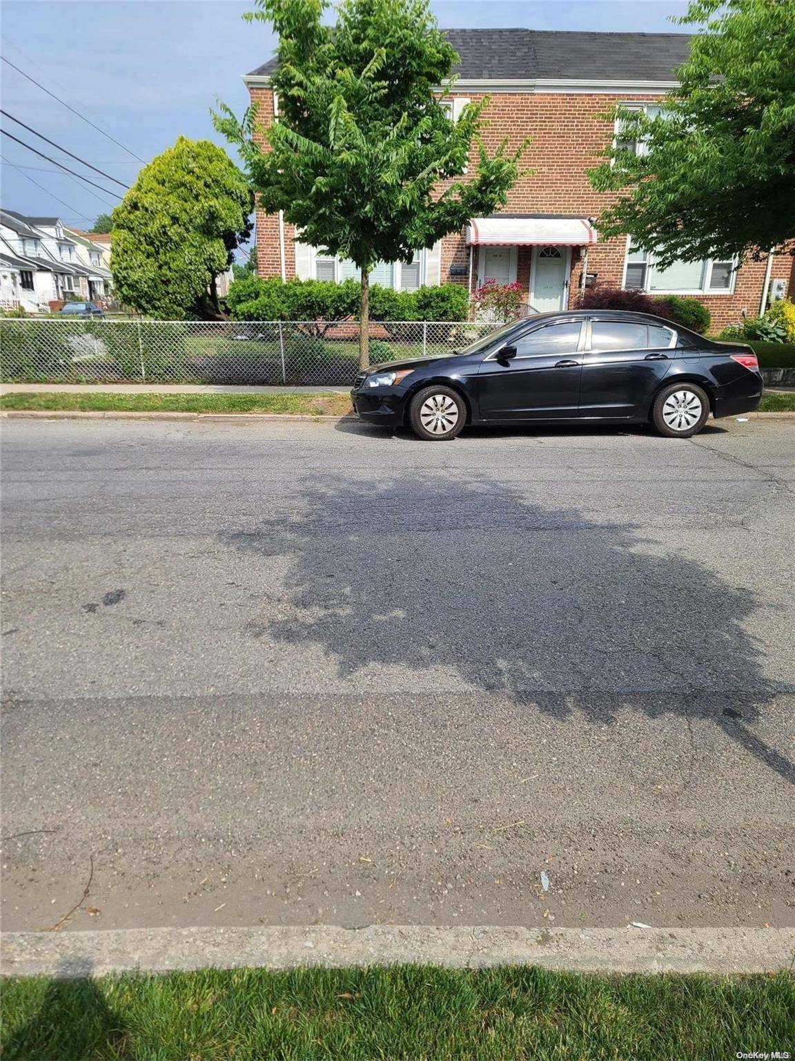 4 Bedroom Home for Sale in Queens Village - New York - USA - 4