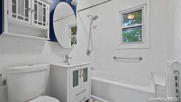 4 Bedroom Home for Sale in Queens Village - New York - USA - 6