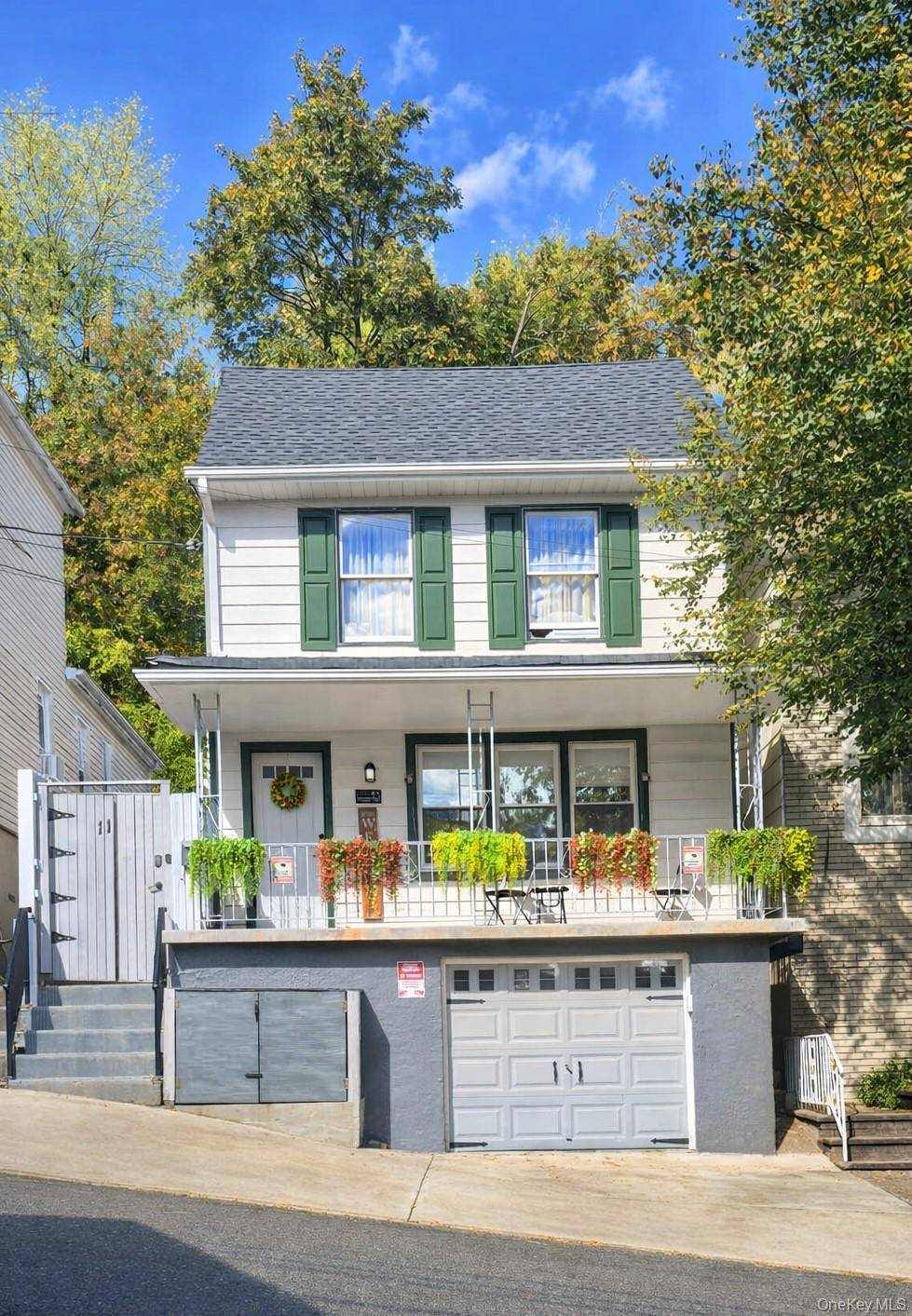 Casa com 4 Quartos à Venda em Staten Island - Nova Iorque - EUA - 1