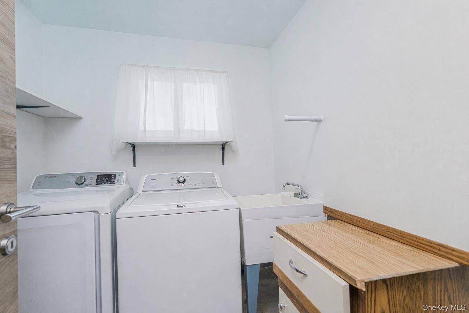 Casa com 4 Quartos à Venda em Staten Island - Nova Iorque - EUA - 8