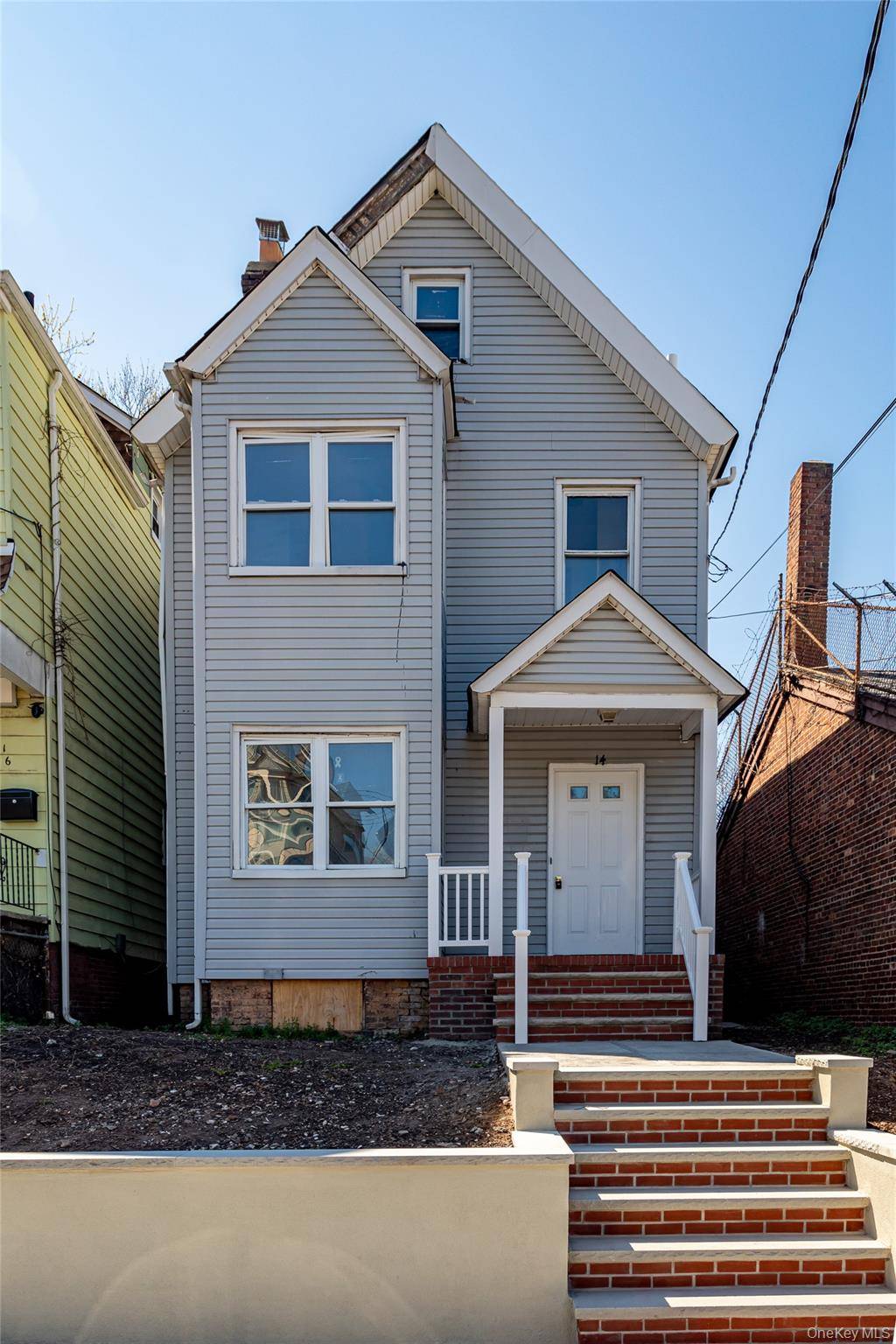 Casa com 4 Quartos à Venda em Staten Island - Nova Iorque - EUA - 1