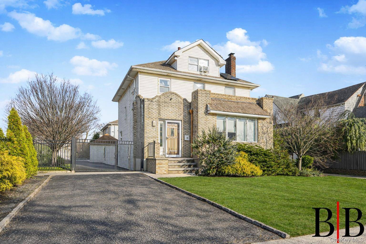 Casa com 4 Quartos à Venda em Staten Island - Nova Iorque - EUA - 2