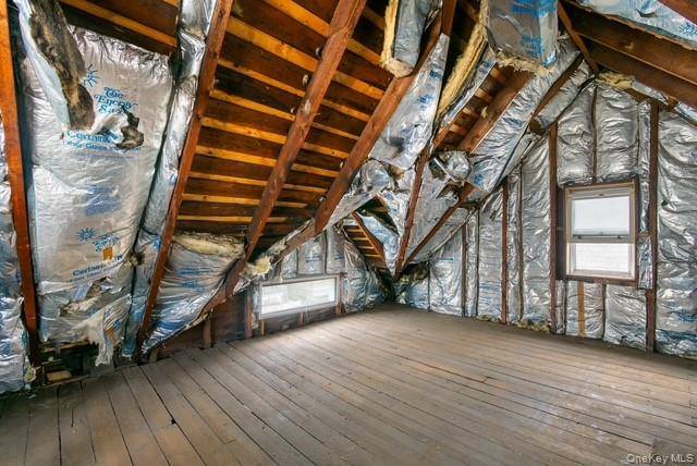 Casa com 4 Quartos à Venda em Staten Island - Nova Iorque - EUA - 6