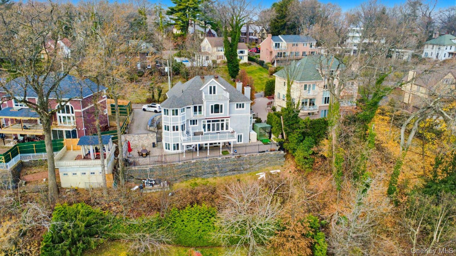 Casa com 4 Quartos à Venda em Staten Island - Nova Iorque - EUA - 4