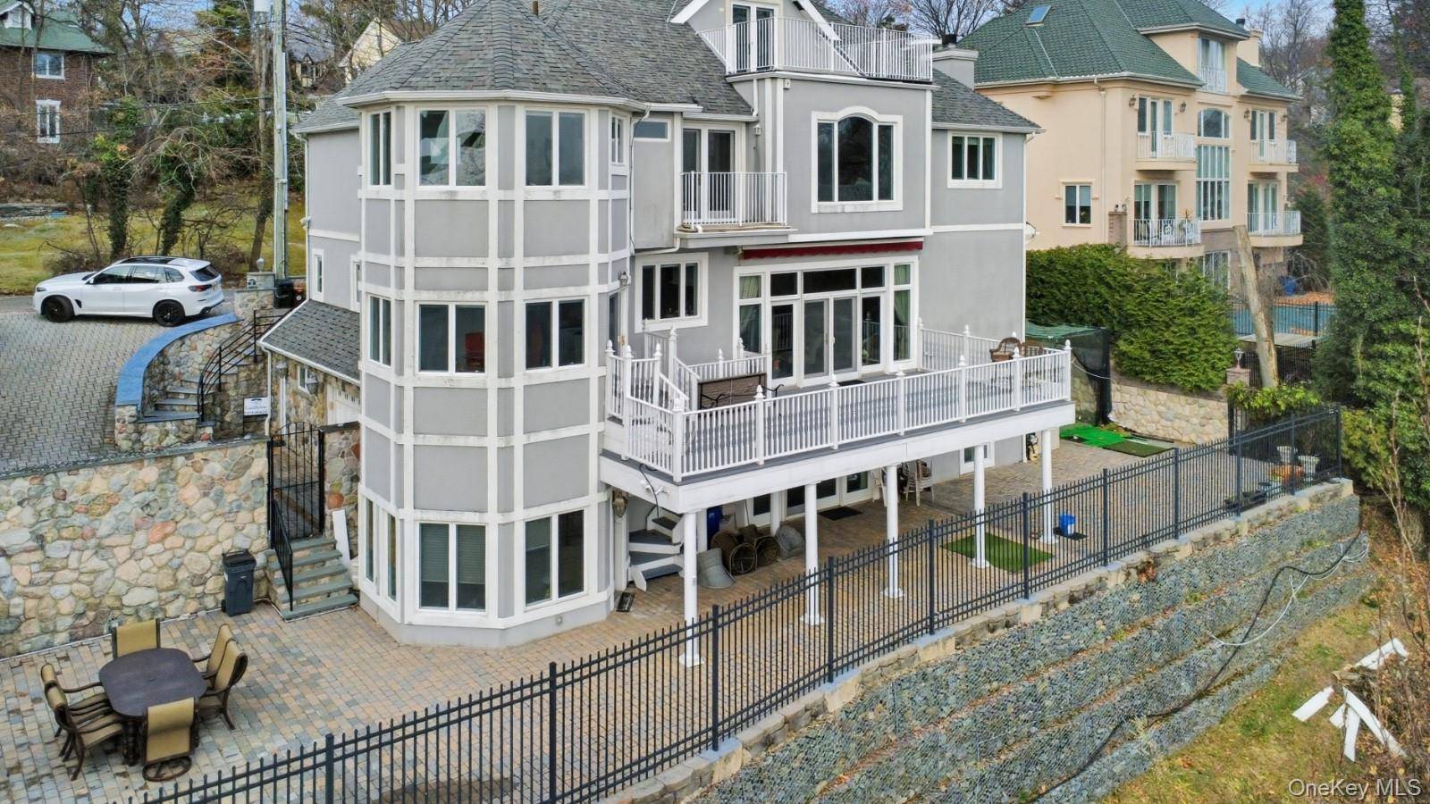 Casa com 4 Quartos à Venda em Staten Island - Nova Iorque - EUA - 8